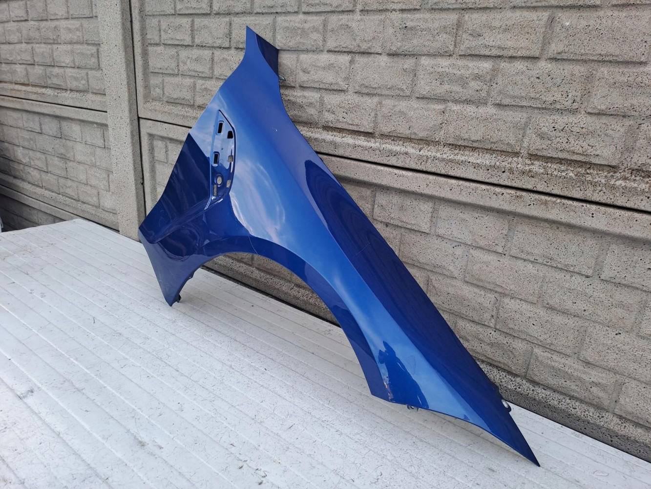 BMW M3 G80 BŁOTNIK PRAWY PRZEDNI - (14286475256)
