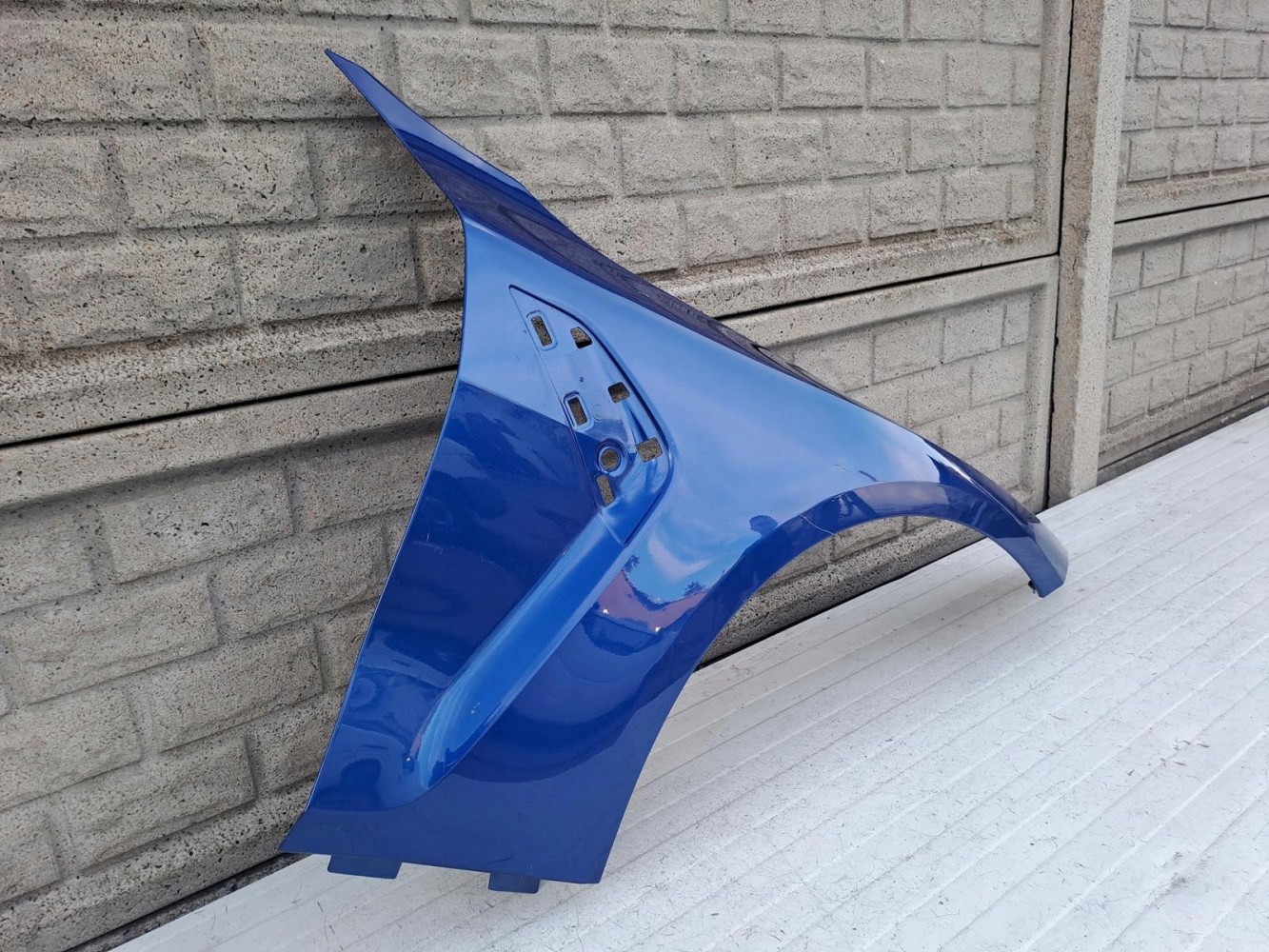 BMW M3 G80 BŁOTNIK PRAWY PRZEDNI - (14286475256)
