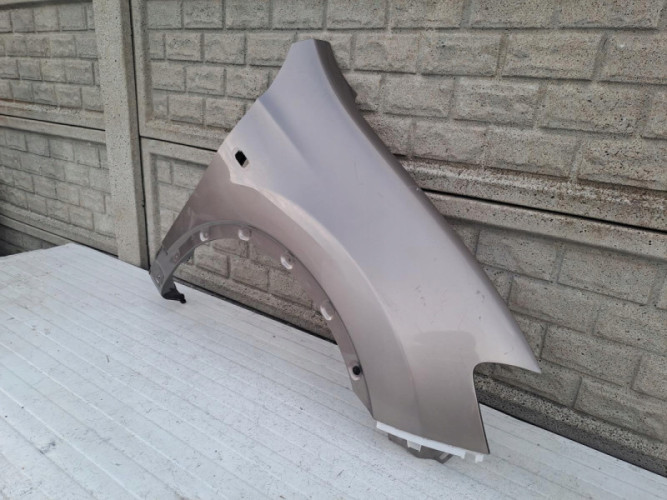 NISSAN QASHQAI 10-13 LIFT BŁOTNIK PRAWY PRZÓD - (14286479737)