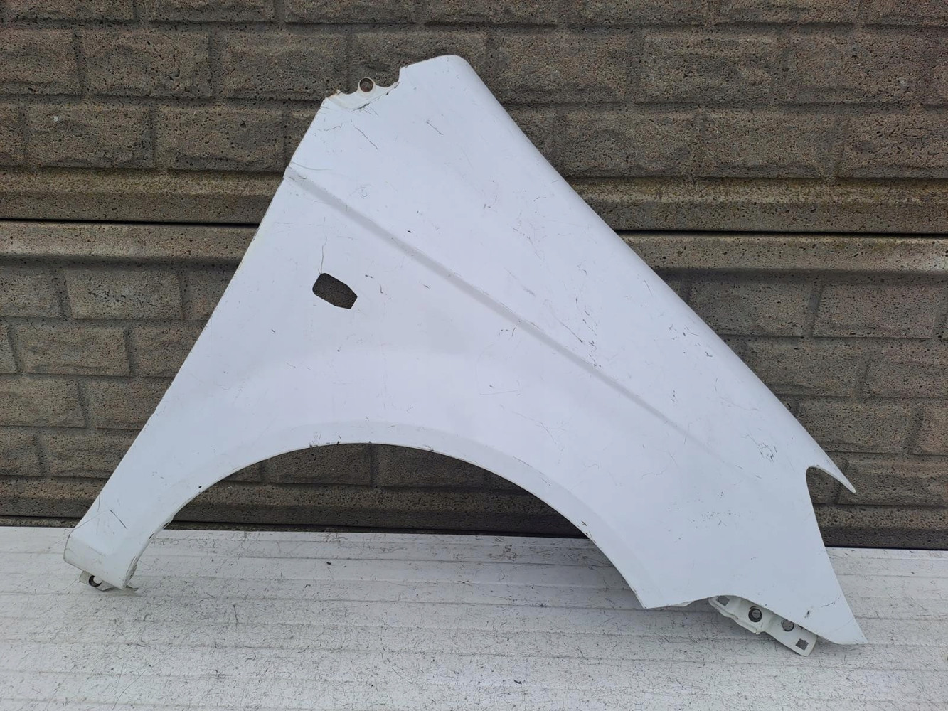 HYUNDAI GETZ LIFT 05- BŁOTNIK PRAWY PRZÓD - (14286653733)