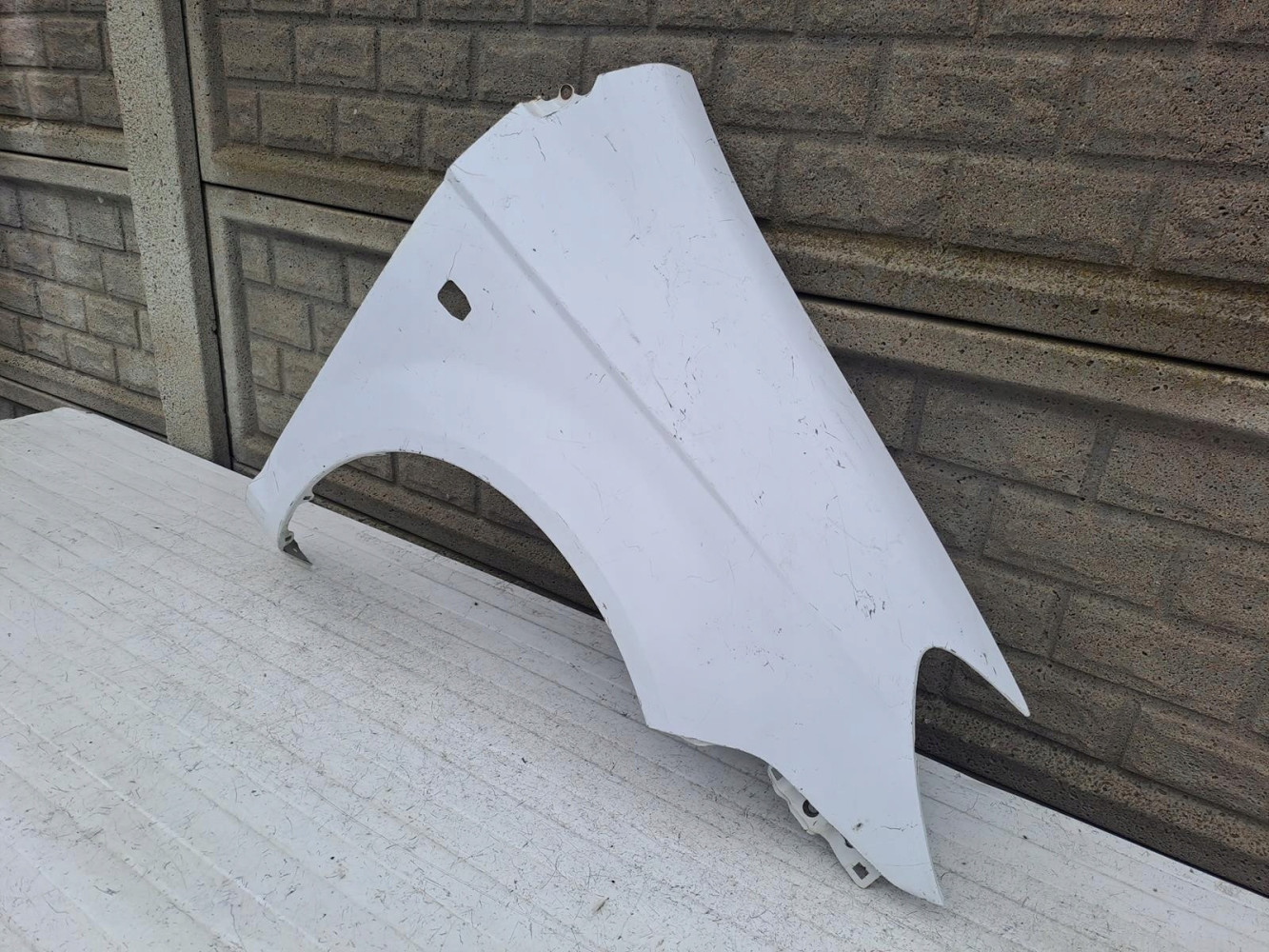 HYUNDAI GETZ LIFT 05- BŁOTNIK PRAWY PRZÓD - (14286653733)