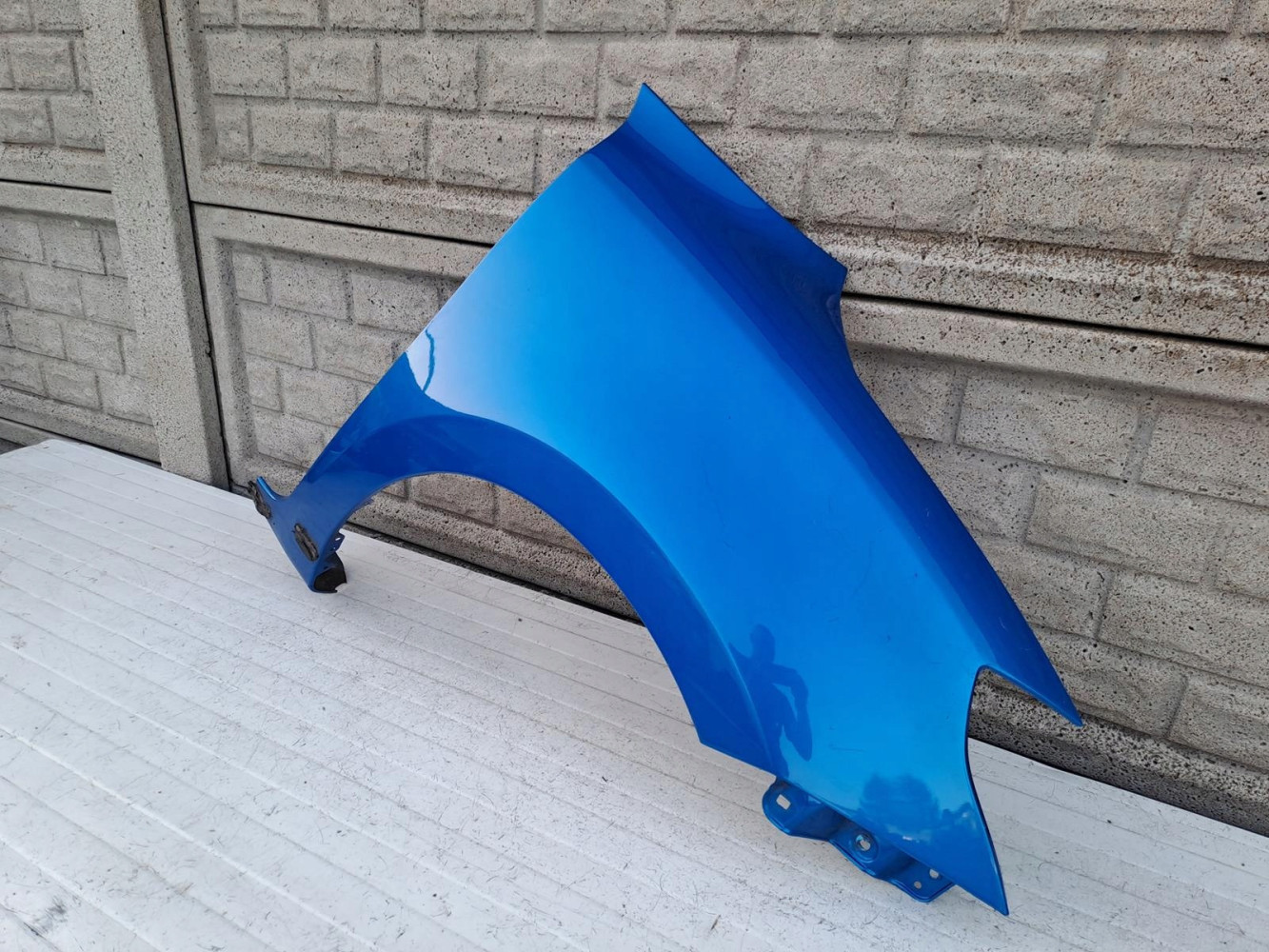 SUZUKI SWIFT MK8 17 -22 BŁOTNIK PRZEDNI PRAWY - (14297292093)