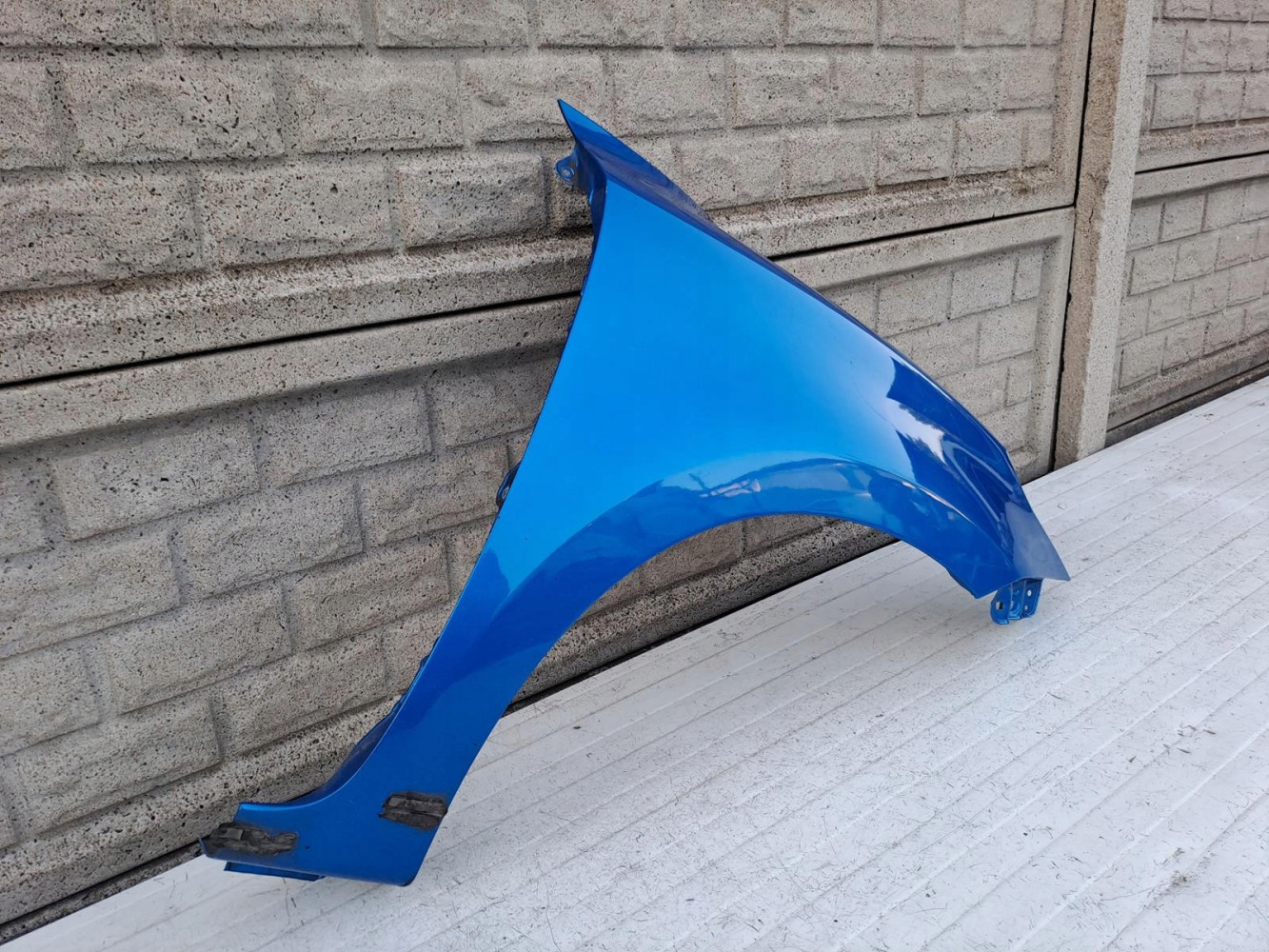 SUZUKI SWIFT MK8 17 -22 BŁOTNIK PRZEDNI PRAWY - (14297292093)