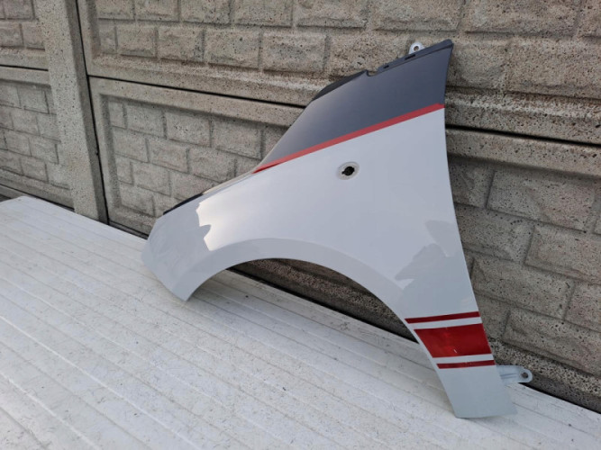 FIAT 500 2007-2017 BŁOTNIK LEWY PRZEDNI - (14302736262)