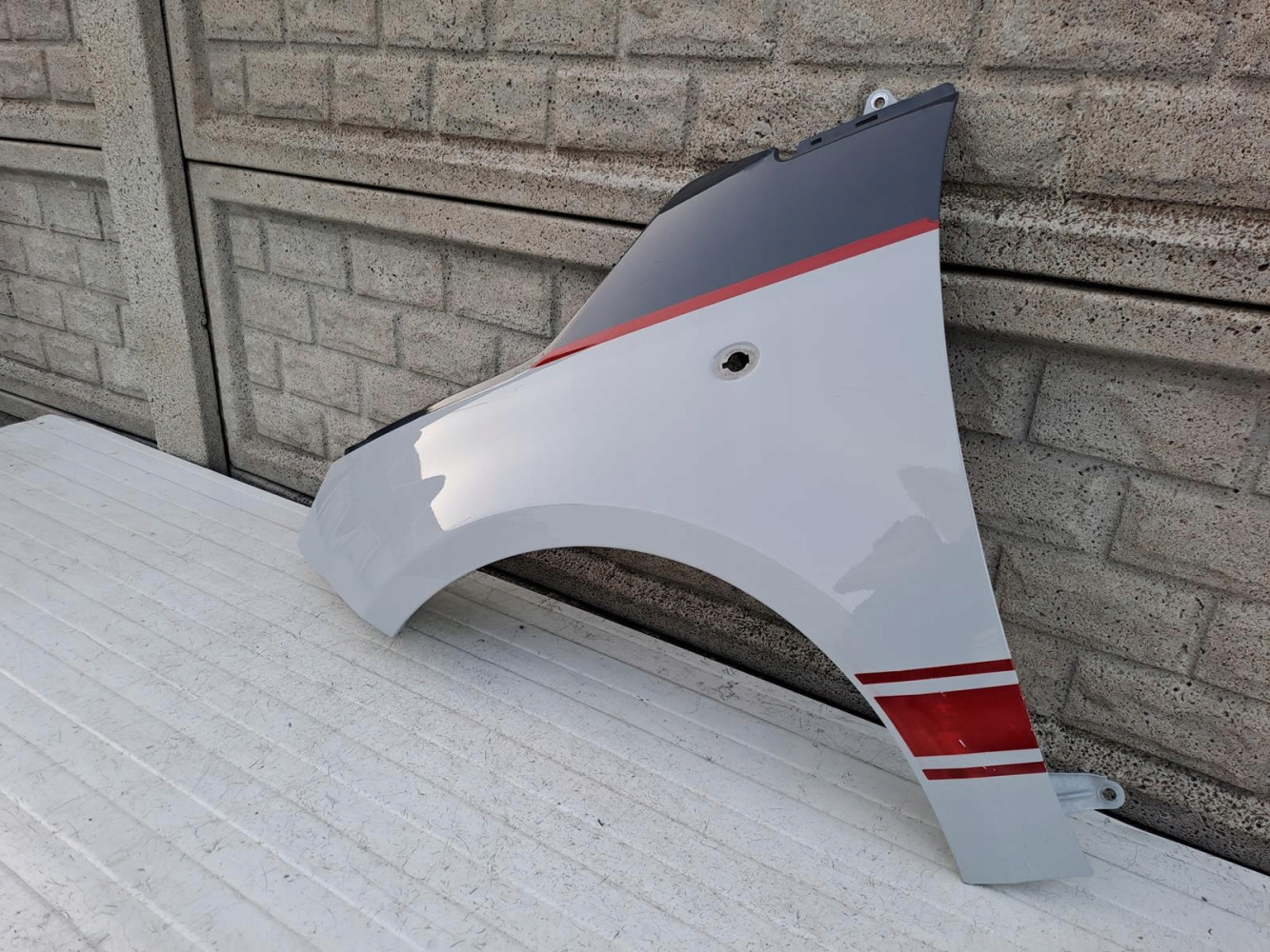 FIAT 500 2007-2017 BŁOTNIK LEWY PRZEDNI - (14302736262)