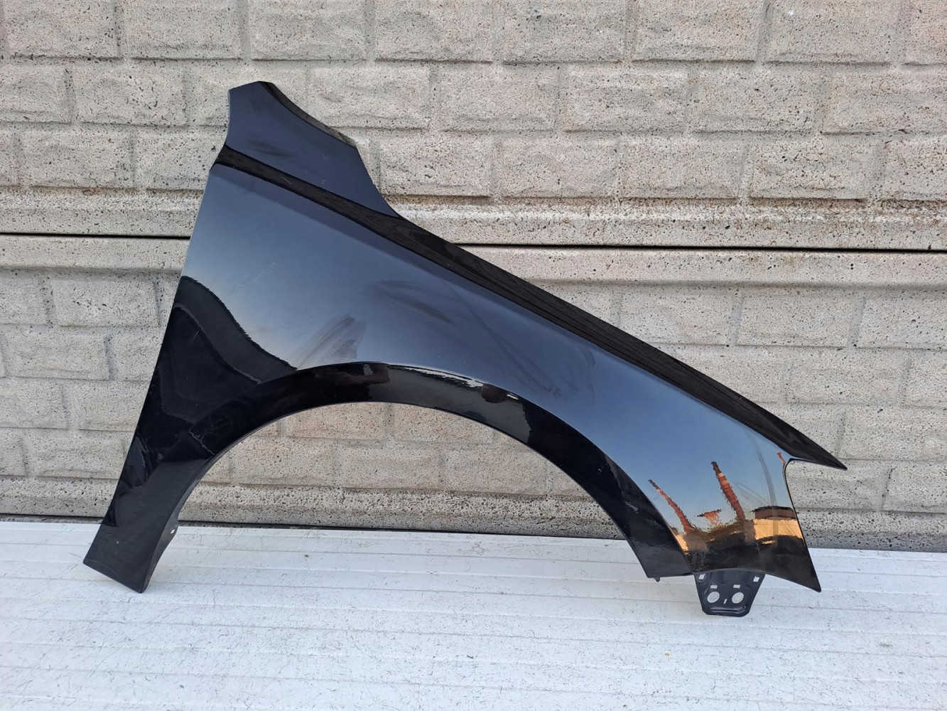 VW JETTA 2011-2019 BŁOTNIK PRAWY PRZEDNI - (14302914658)