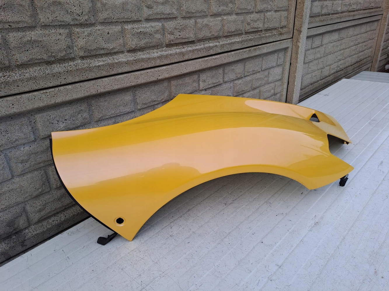 MASERATI MC20 MC-20 BŁOTNIK PRAWY LEWY PRZEDNI - (14304868985)