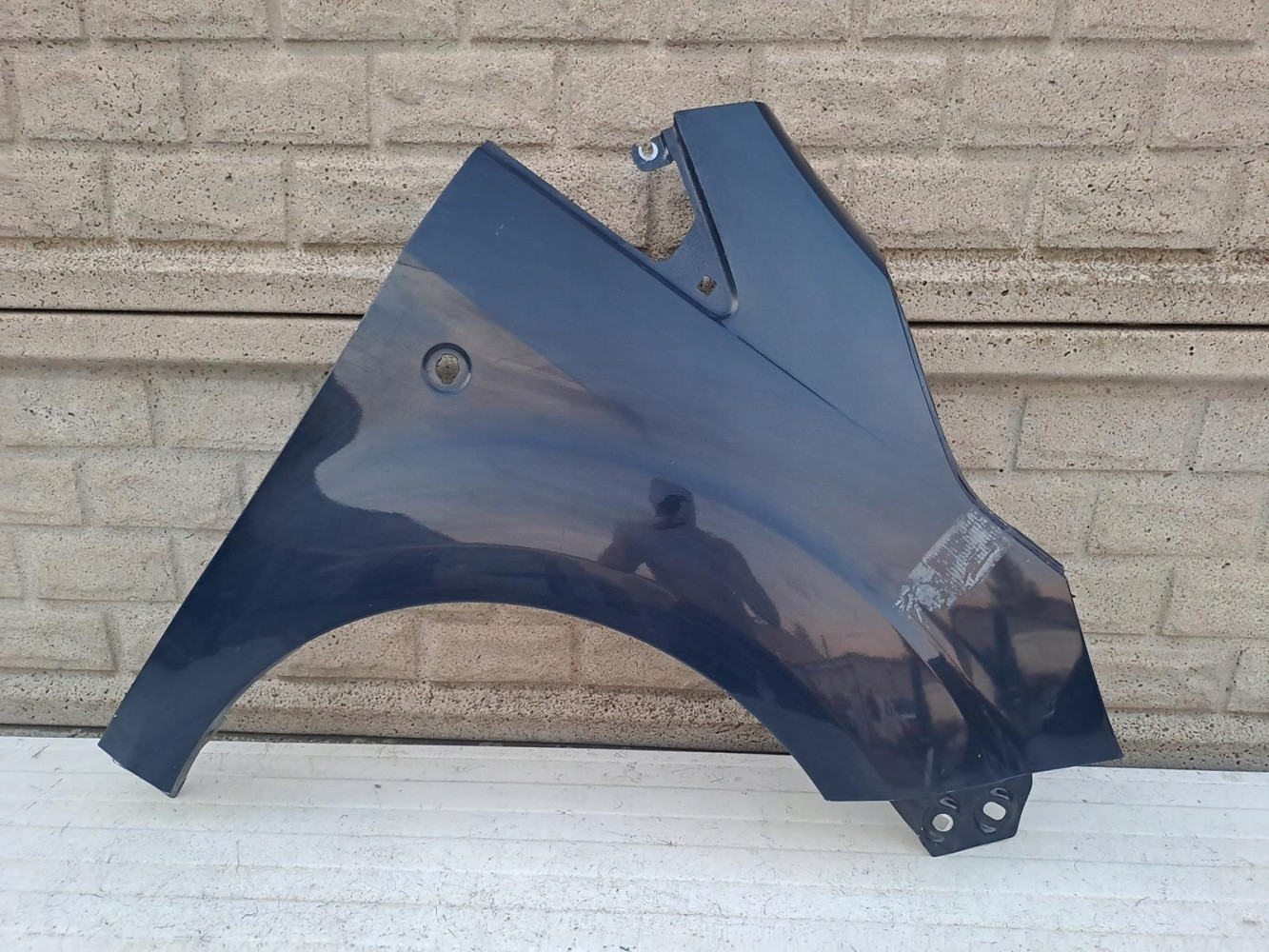 FORD TOURNEO COURIER 14-20 BŁOTNIK PRZEDNI PRAWY - (14315983046)