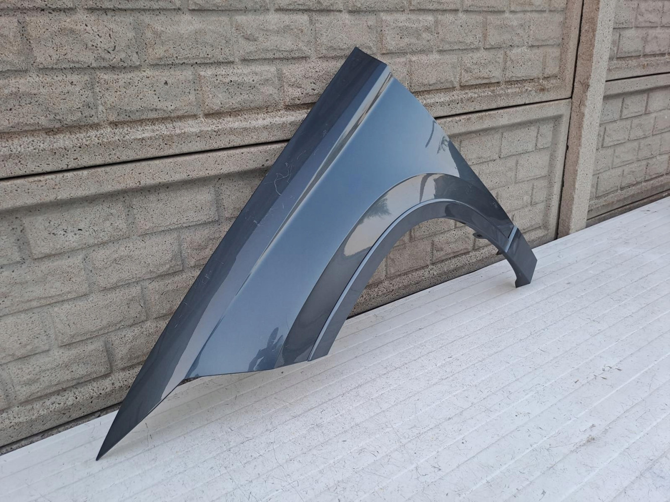 SEAT ATECA BŁOTNIK LEWY PRZEDNI - (14316120682)