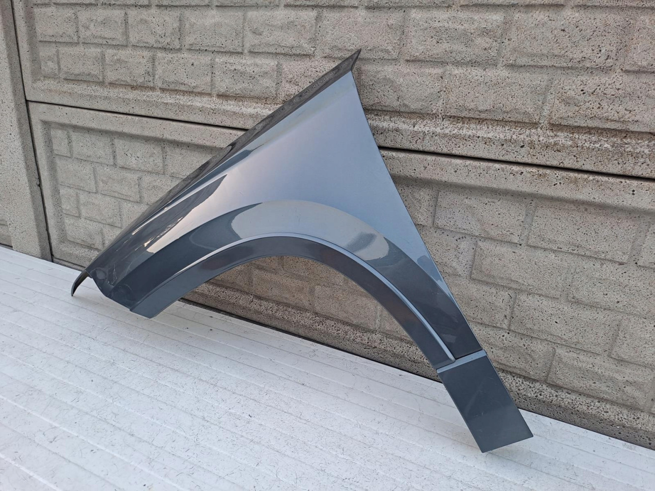 SEAT ATECA BŁOTNIK LEWY PRZEDNI - (14316120682)