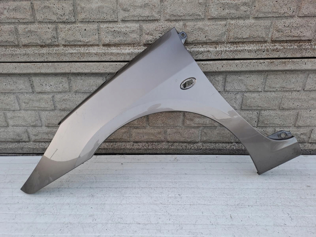 PEUGEOT 307 LIFT BŁOTNIK PRZEDNI LEWY - (14331767773)