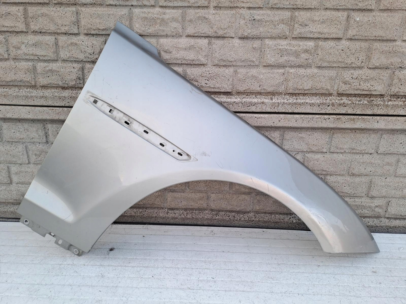 JAGUAR XJ X351 09-19 BŁOTNIK PRZEDNI PRAWY - (14333426875)