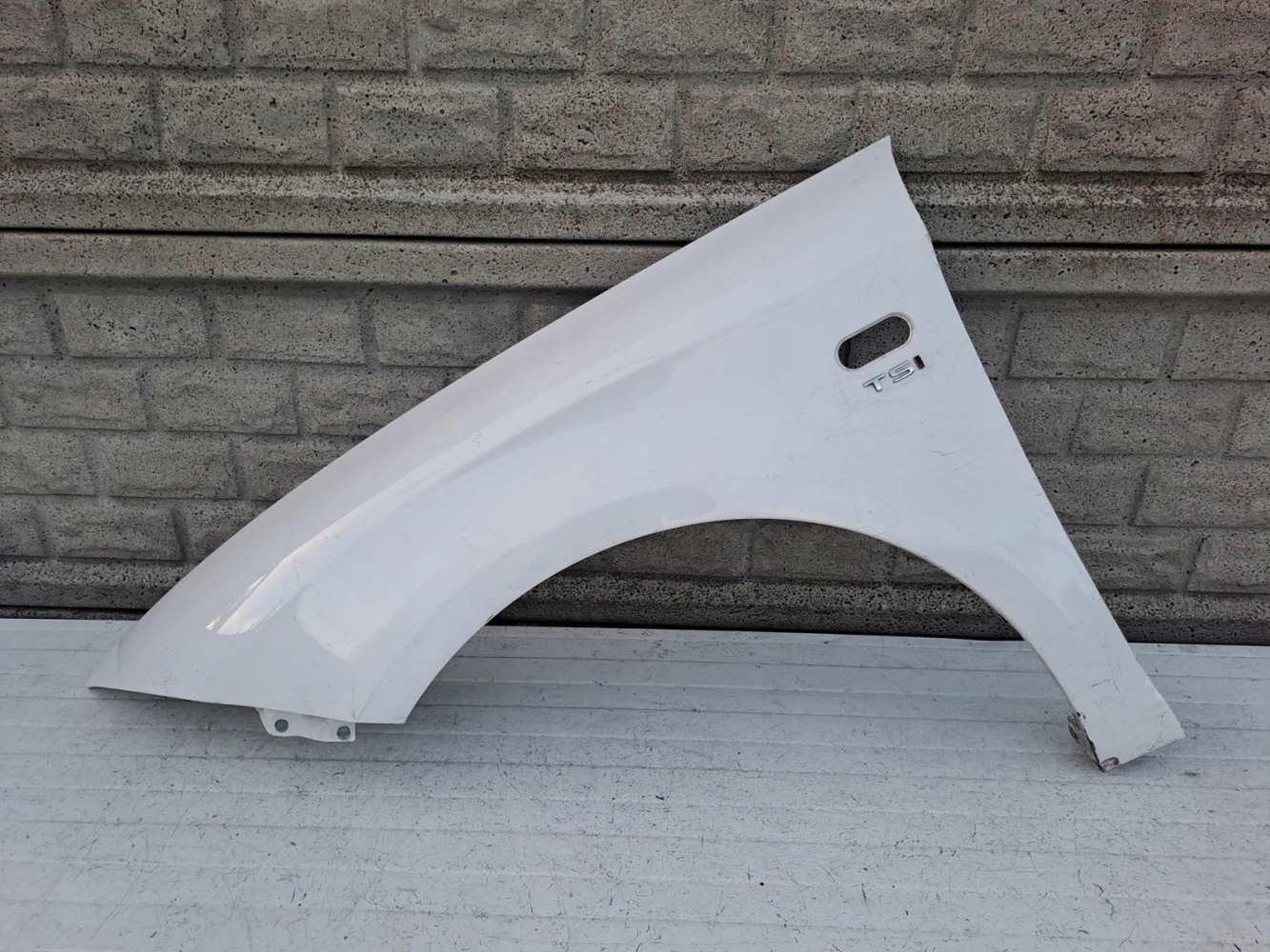 SEAT LEON 2 II 2005-2013 BŁOTNIK PRZEDNI LEWY - (14353549993)