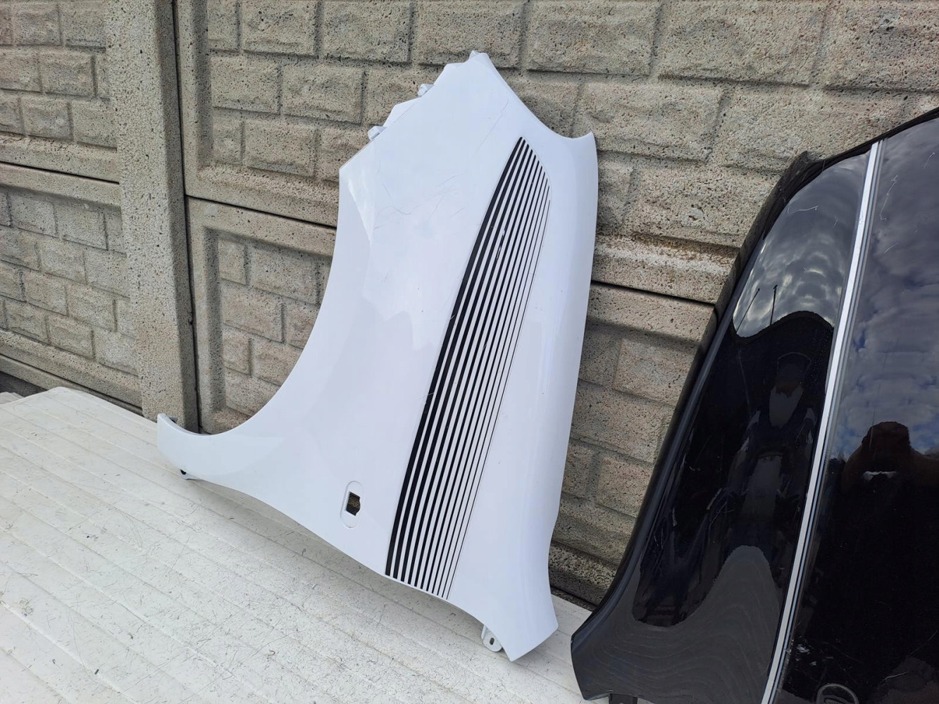 RENAULT TWINGO 3 14-23 BŁOTNIK PRZEDNI PRAWY LEWY - (14363246552)