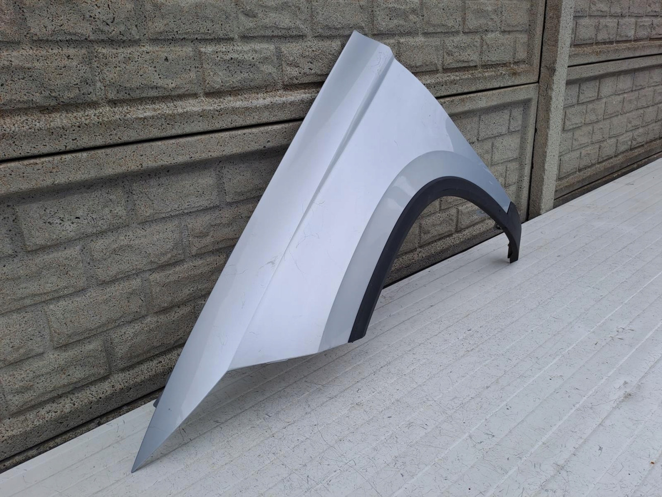 SEAT ATECA BŁOTNIK LEWY PRZEDNI - (14397488253)