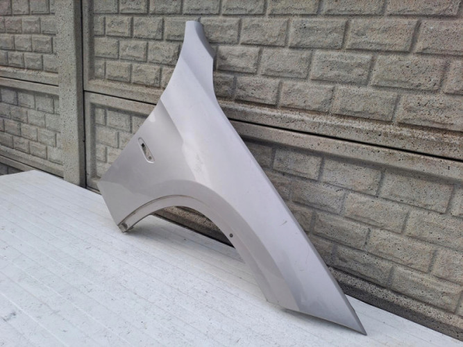 BMW X1 E84 2008-2013 BŁOTNIK PRAWY PRZEDNI - (14403574665)