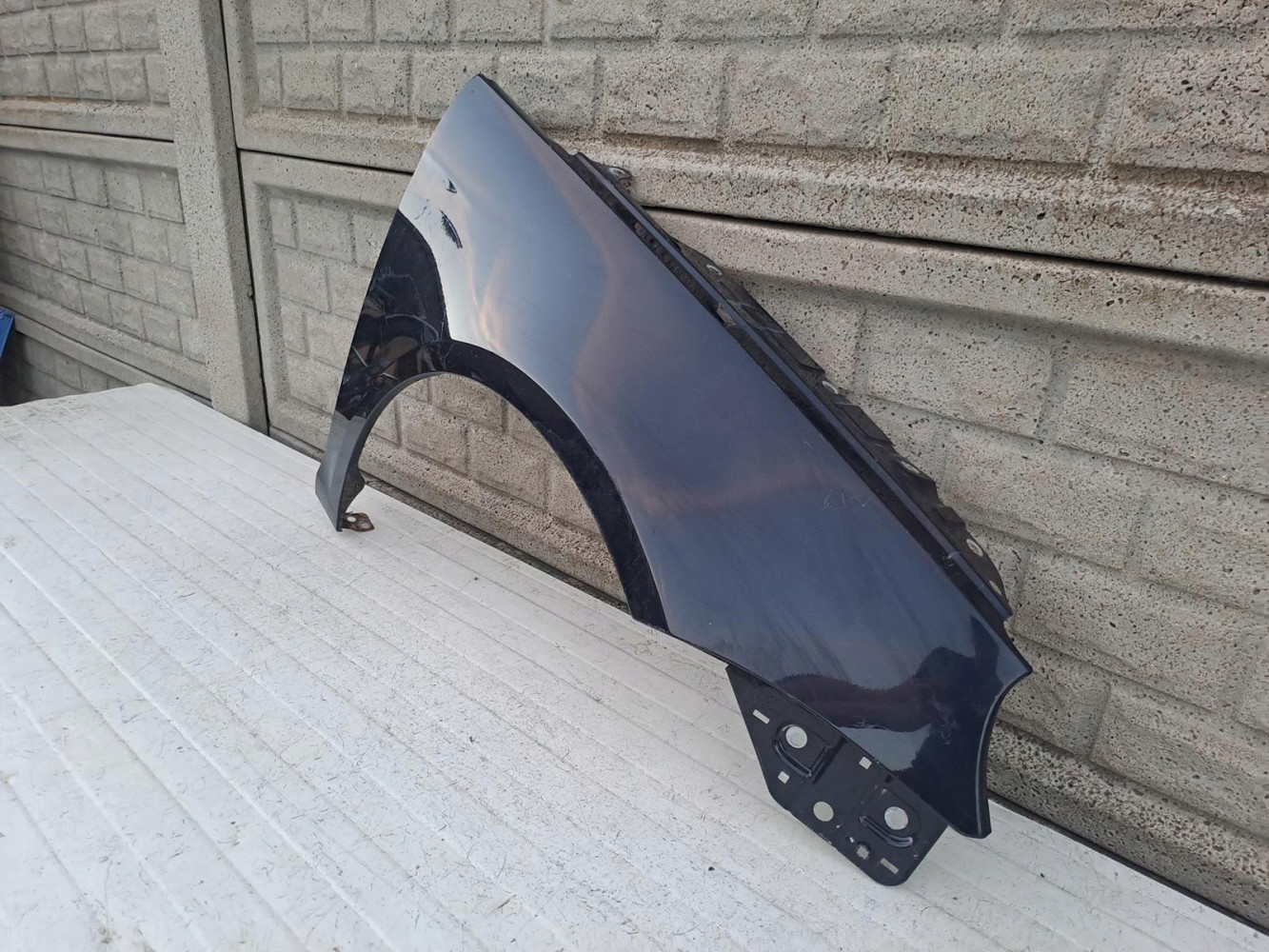 VW EOS 2006-2015 BŁOTNIK PRZEDNI PRAWY - (14403664303)