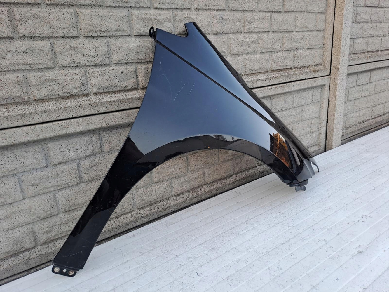 BŁOTNIK PRAWY PRZÓD CHRYSLER PACIFICA 16- - (14426687163)