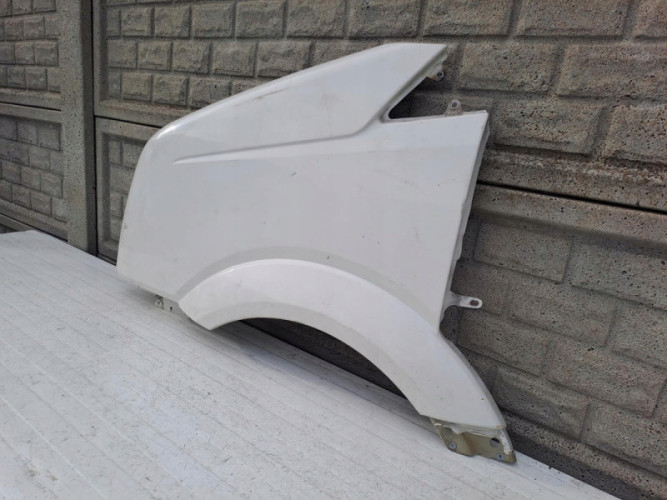 VW CRAFTER 2006 – 2016 BŁOTNIK LEWY PRZEDNI - (14437441632)