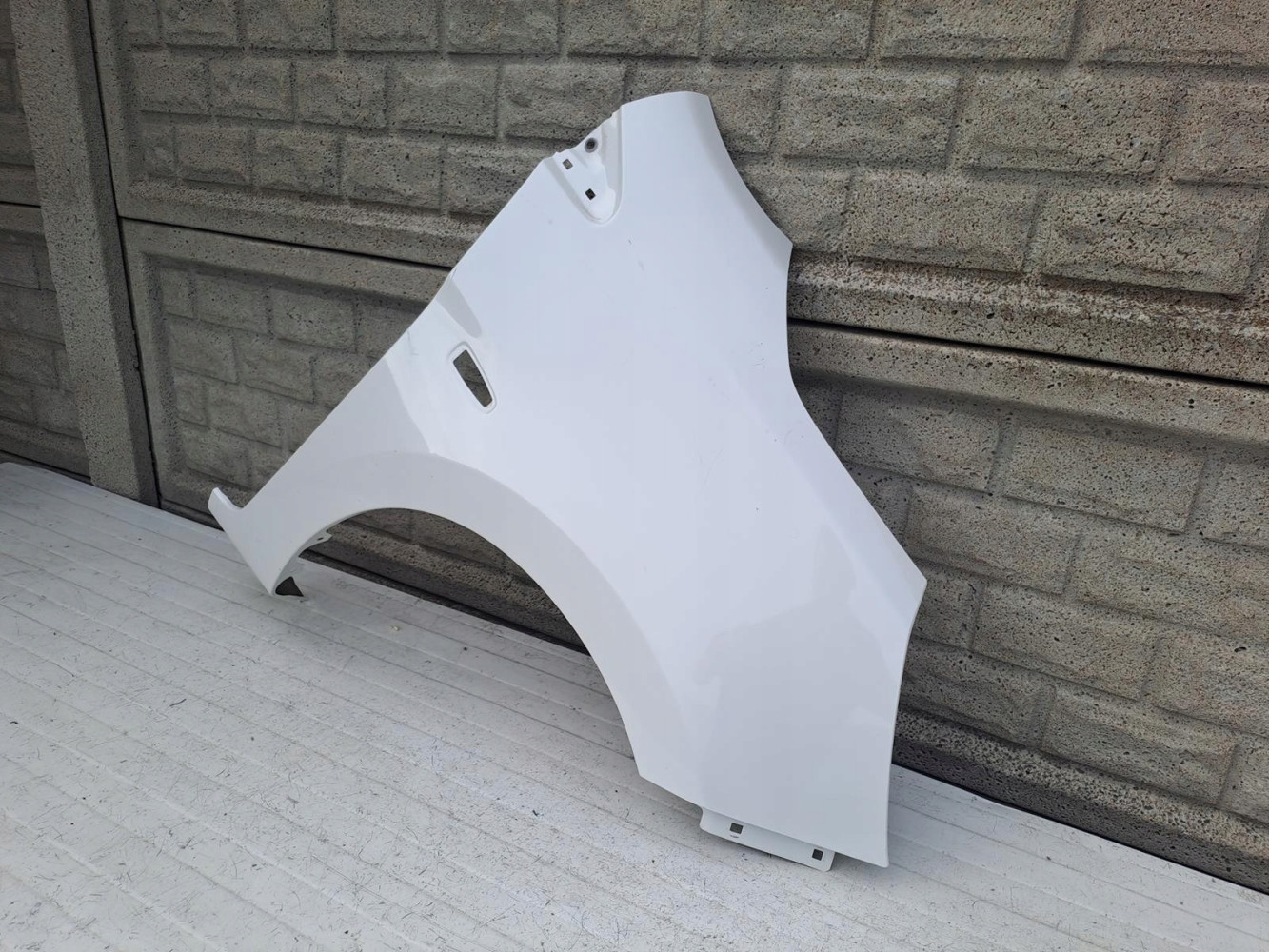 MITSUBISHI SPACE STAR 12-20 BŁOTNIK PRAWY PRZEDNI - (14448162823)