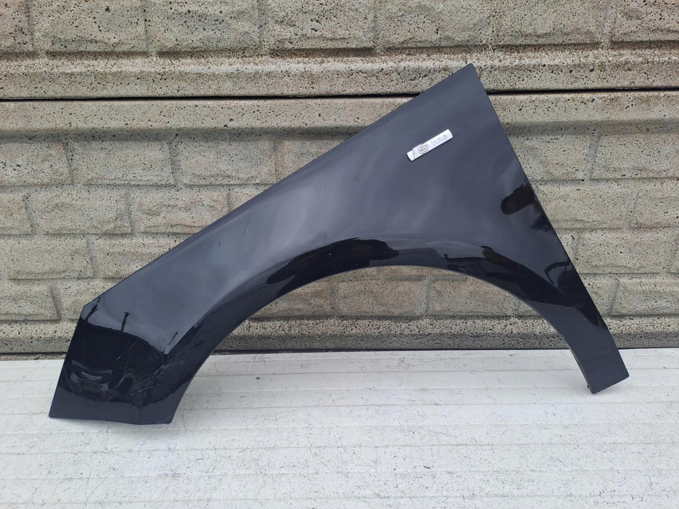 AUDI A1 8X0 2010-2017 BŁOTNIK PRZEDNI LEWY - (14454827471)
