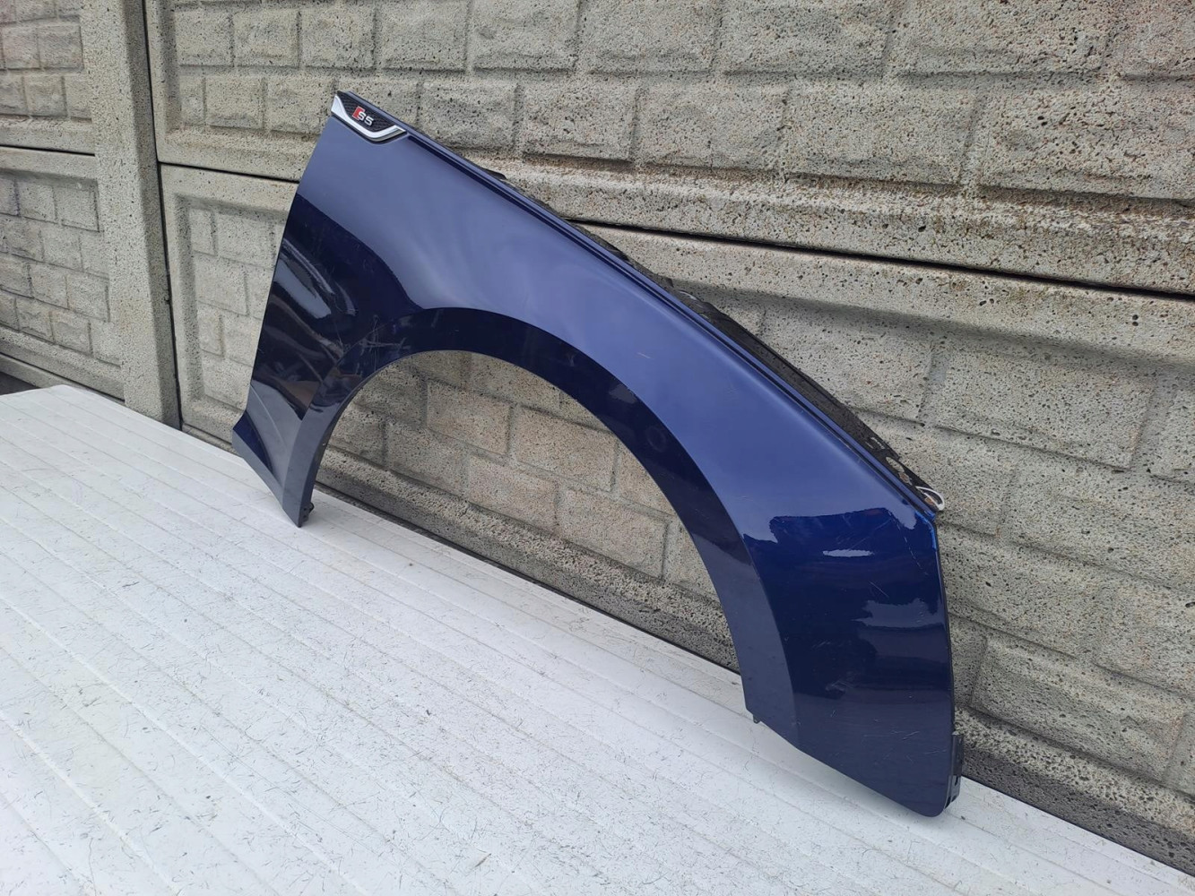 AUDI A5 8W6 F5 16-23 BŁOTNIK PRAWY PRZEDNI - (14455214155)