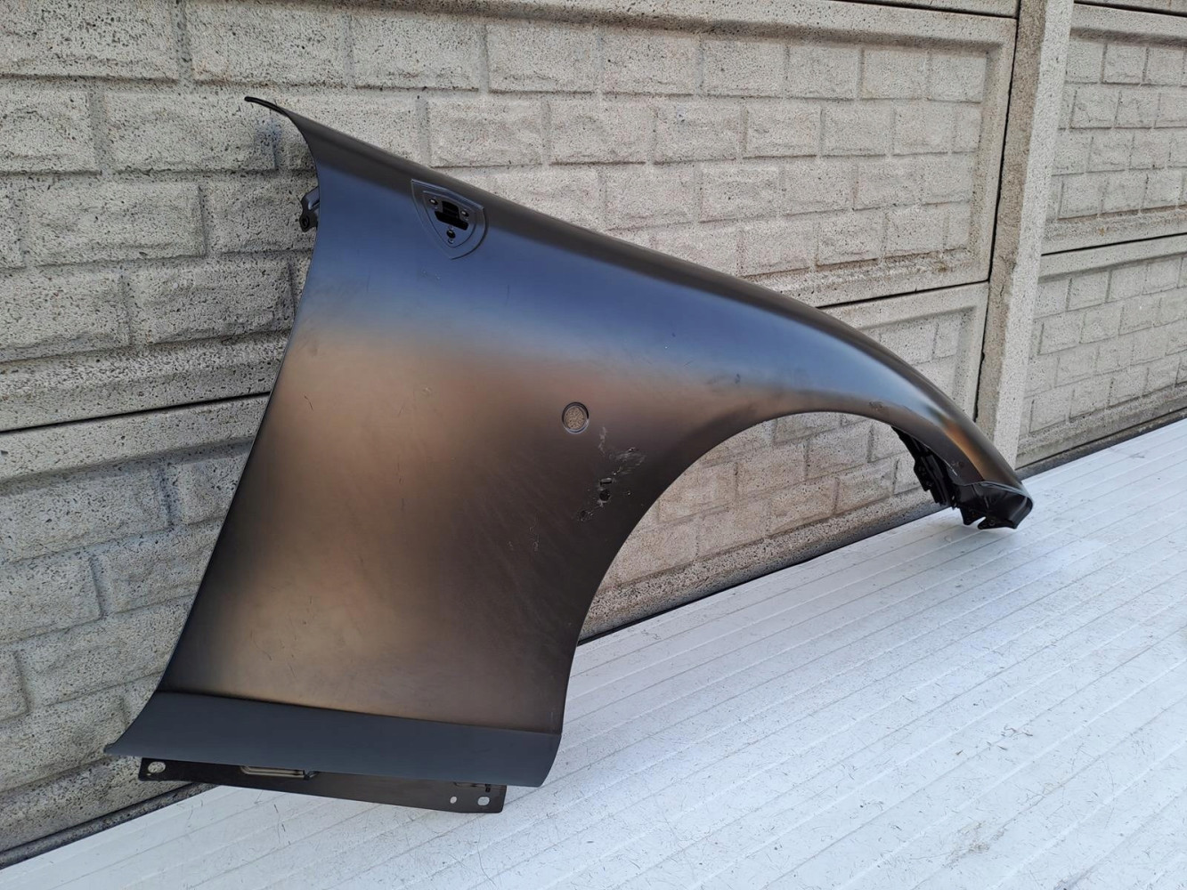 FERRARI ROMA 985882963 BŁOTNIK PRAWY PRZEDNI - (14461174675)