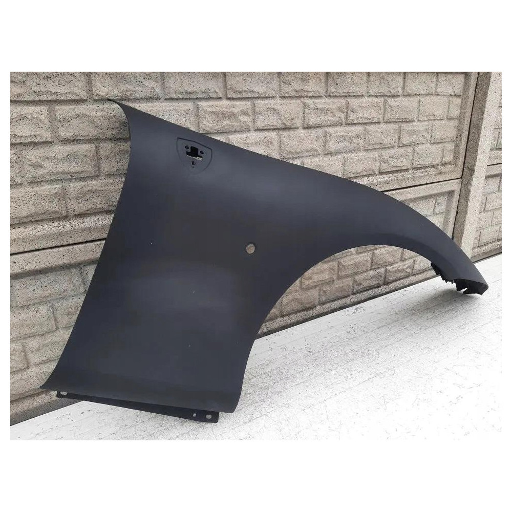 FERRARI ROMA BŁOTNIK PRAWY ( 985882963 ) LEWY PRZEDNI - (14468501346)