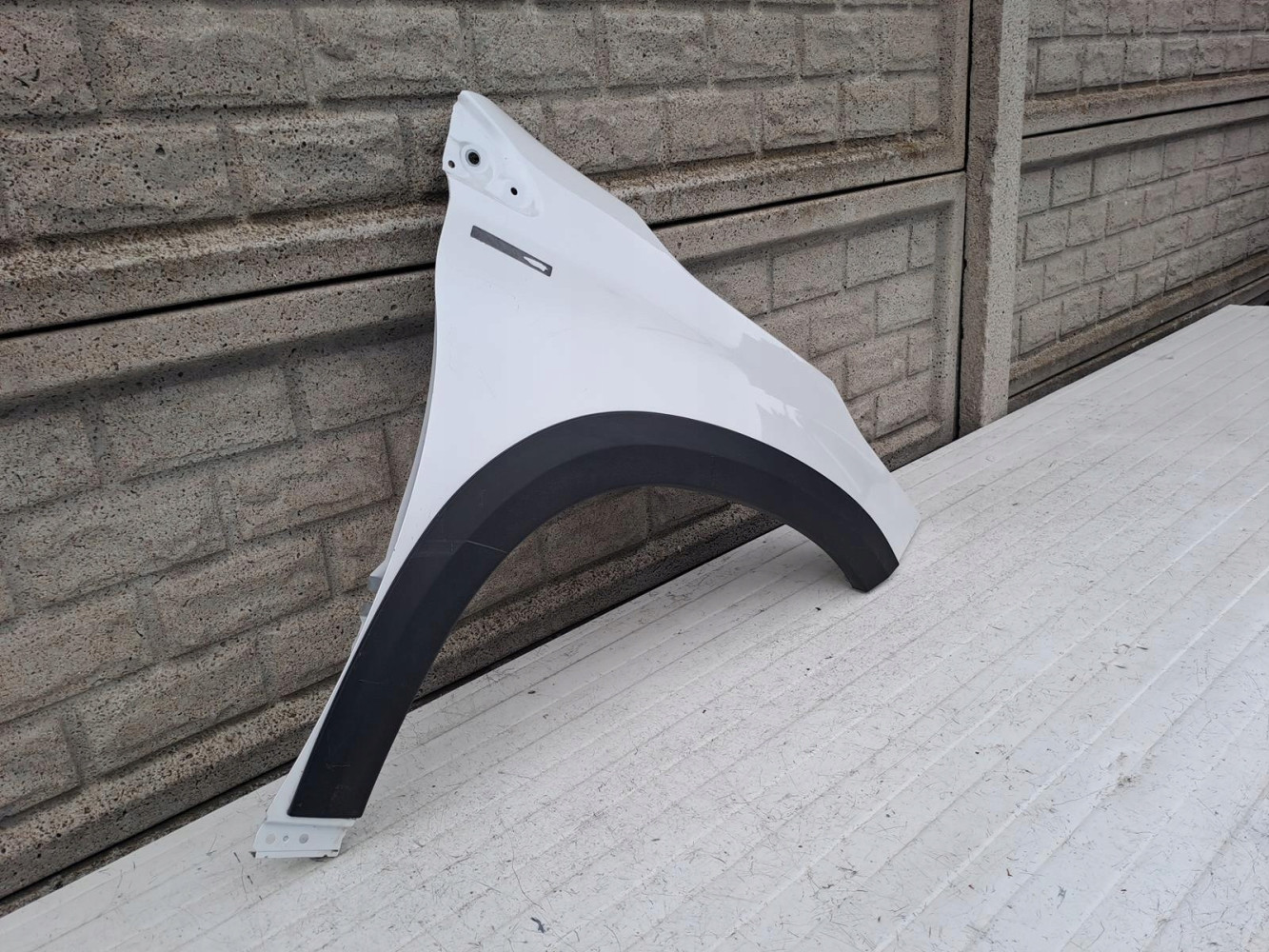PEUGEOT 2008 14-18 BŁOTNIK PRZEDNI PRAWY - (14468642638)