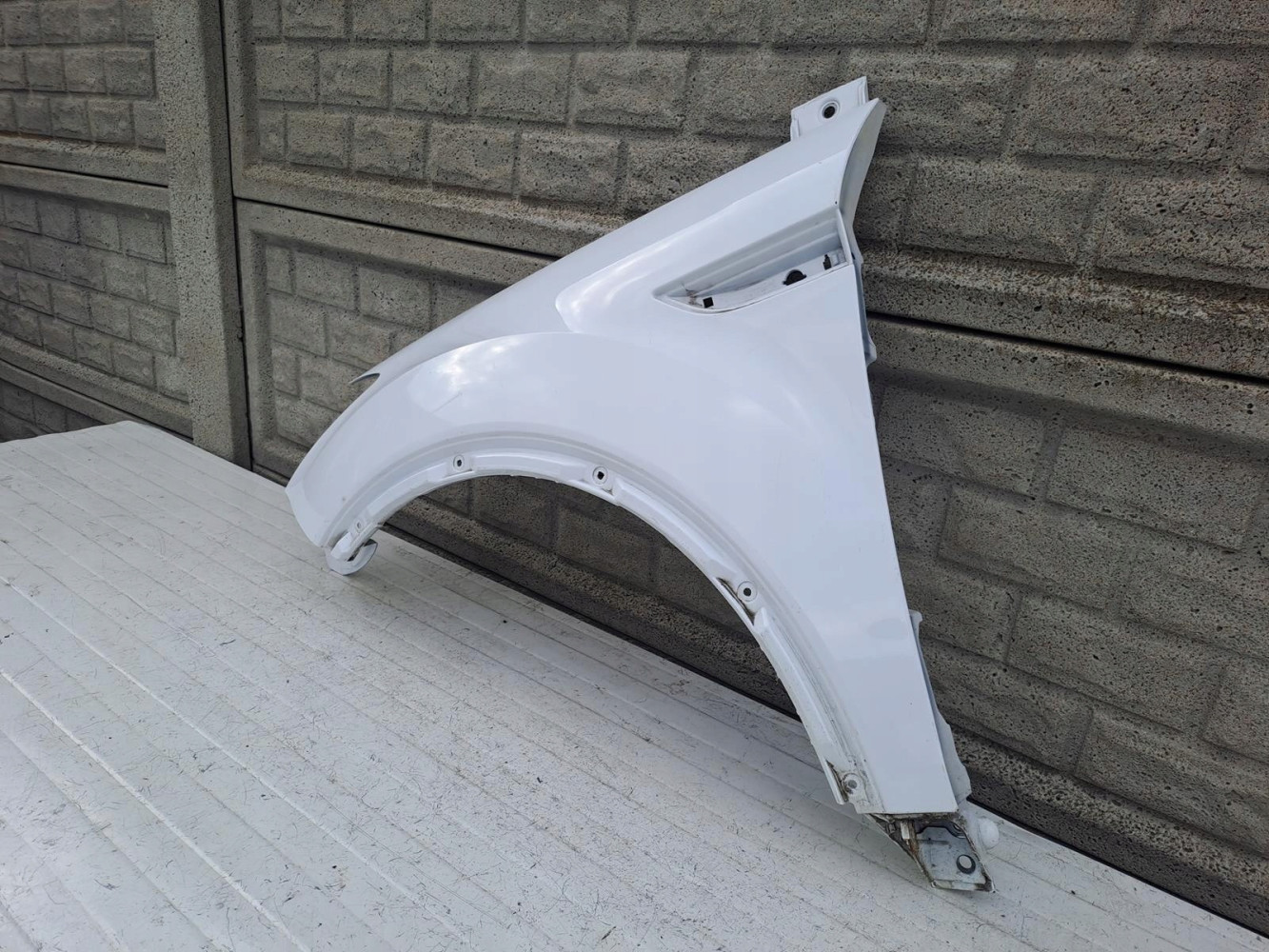 FORD KUGA MK1 1 I 08-13 BŁOTNIK PRZEDNI LEWY - (14481458645)