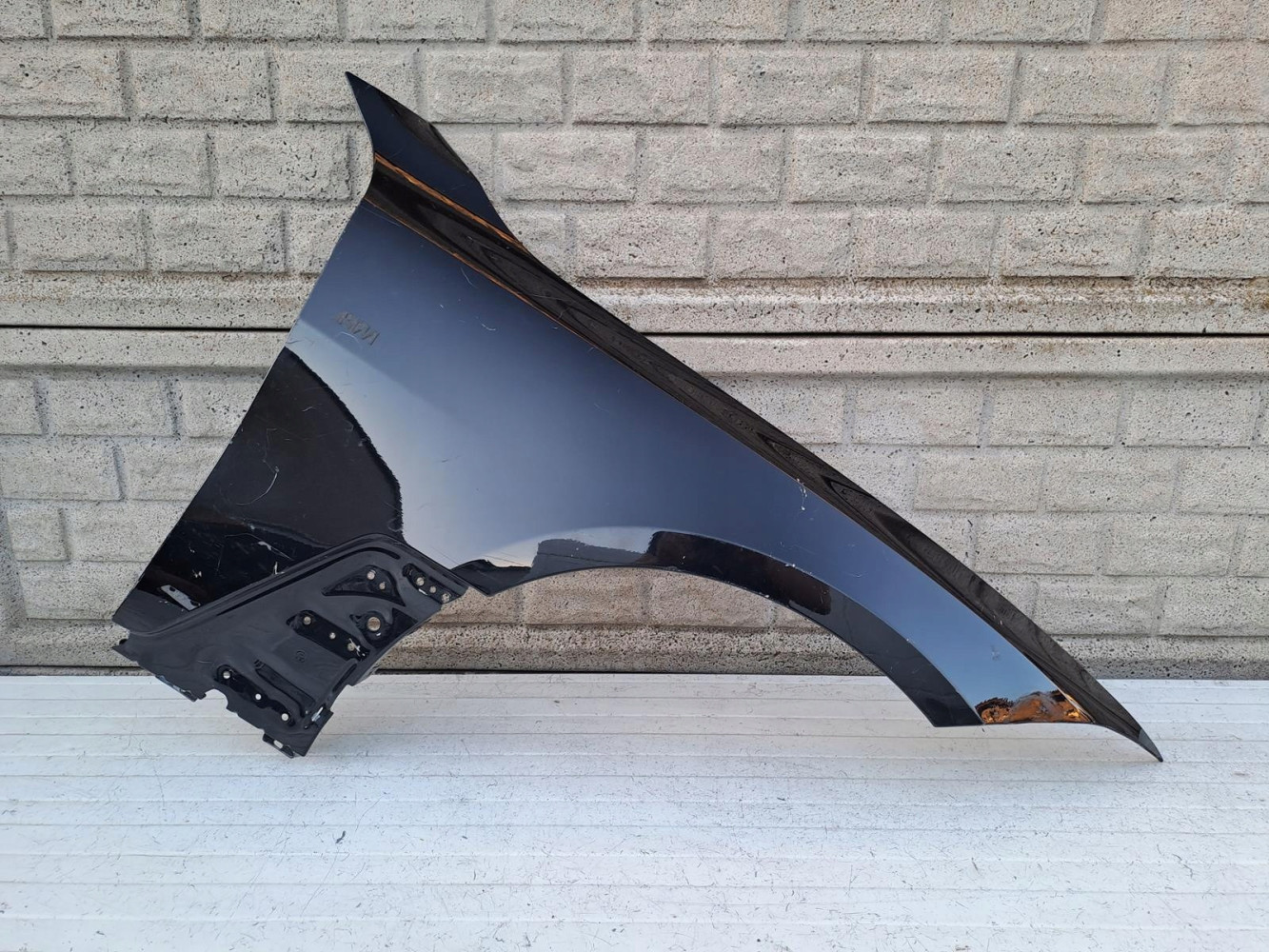 BMW I4 i4 G24 G26 GRAN COUPE BŁOTNIK PRAWY - (14548444931)