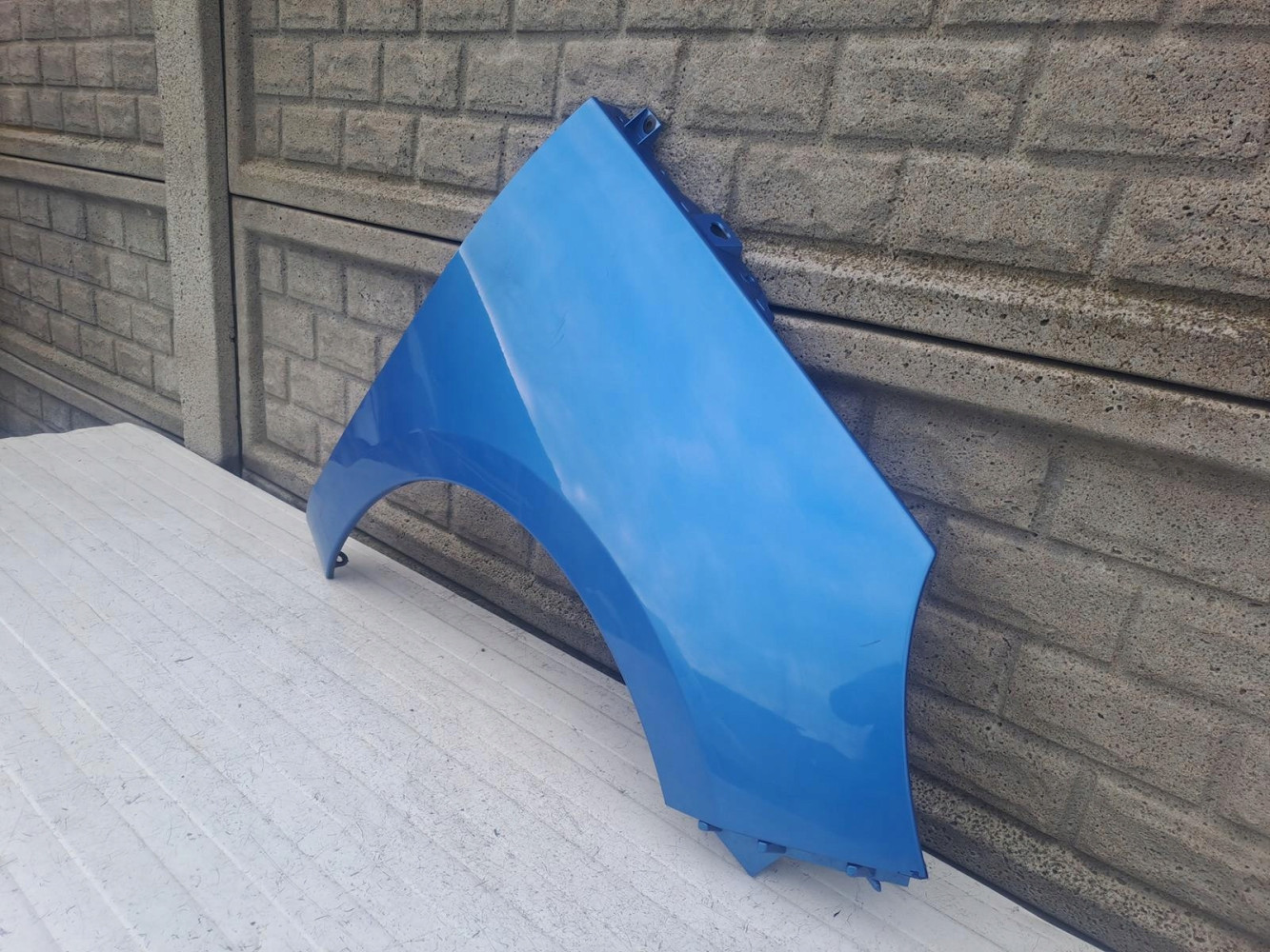 RENAULT SCENIC 3 III LIFT BŁOTNIK PRZEDNI PRAWY - (14576350827)