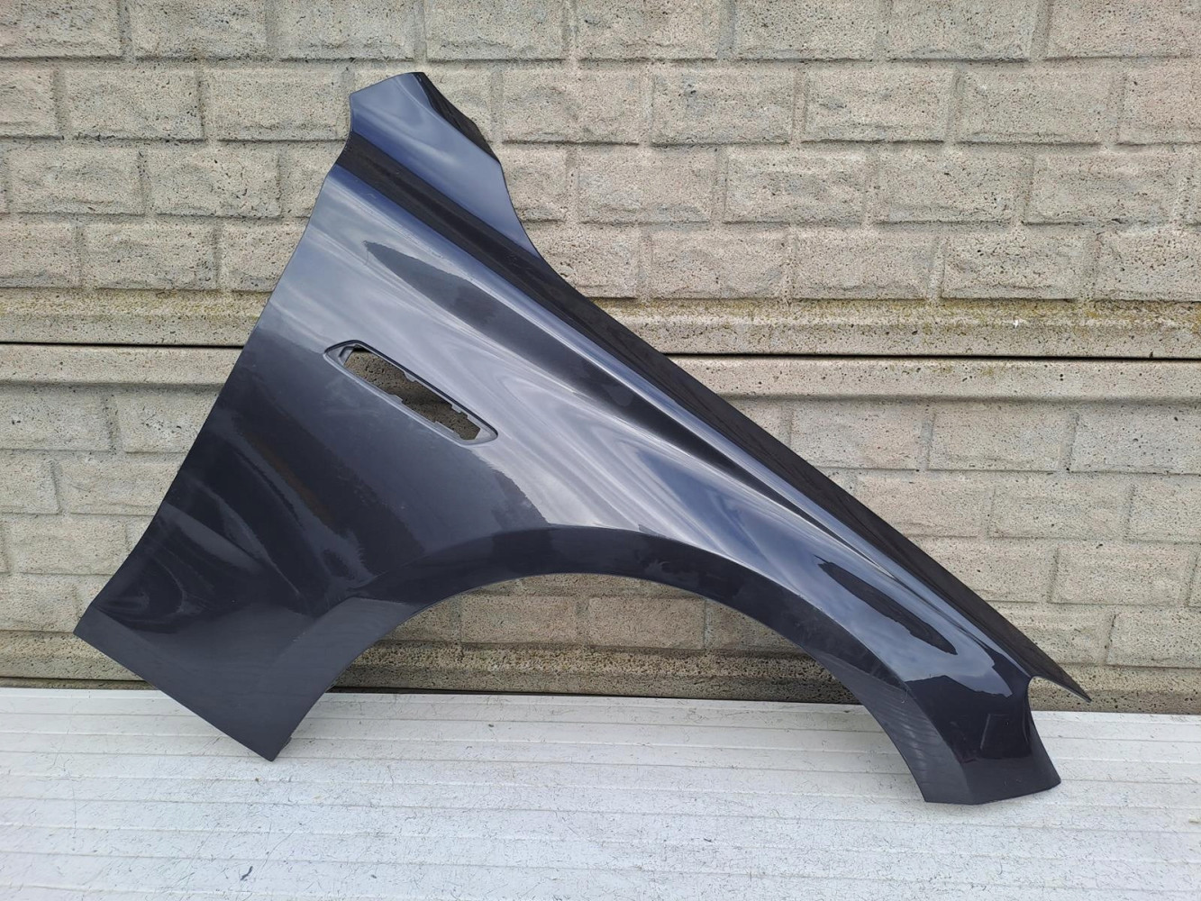 BMW 5 V GT F07 GT5 BŁOTNIK PRAWY PRZEDNI - (14594604989)