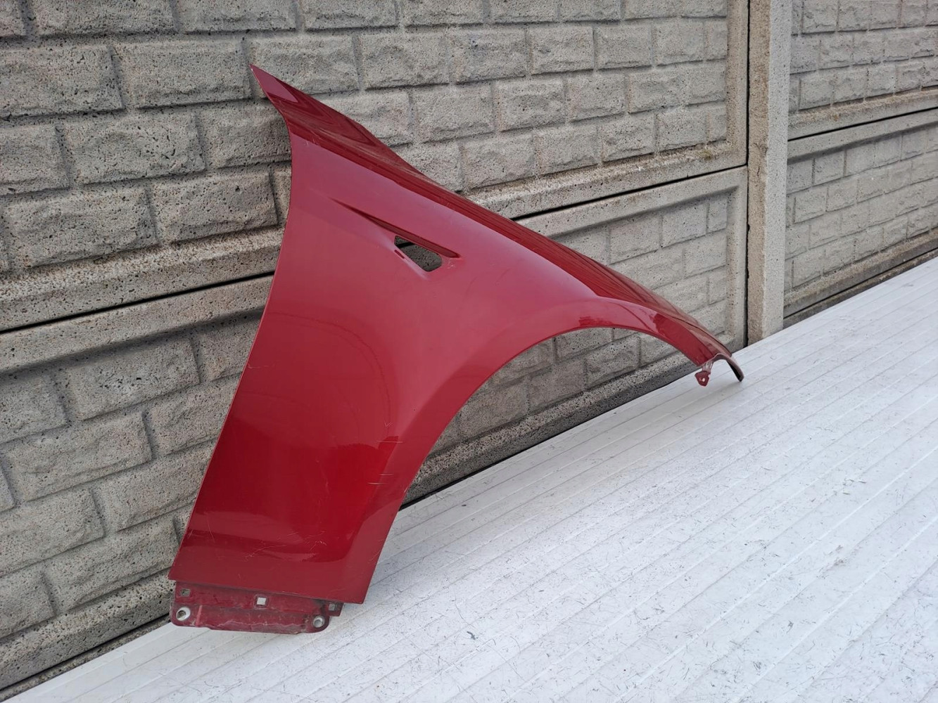 TESLA MODEL S BŁOTNIK PRAWY PRZEDNI - (14614851295)