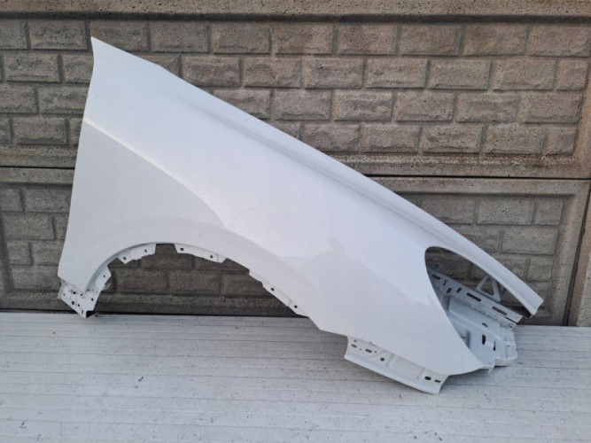 PORSCHE CAYENNE 2010-2014 BŁOTNIK PRZEDNI PRAWY - (14644965809)