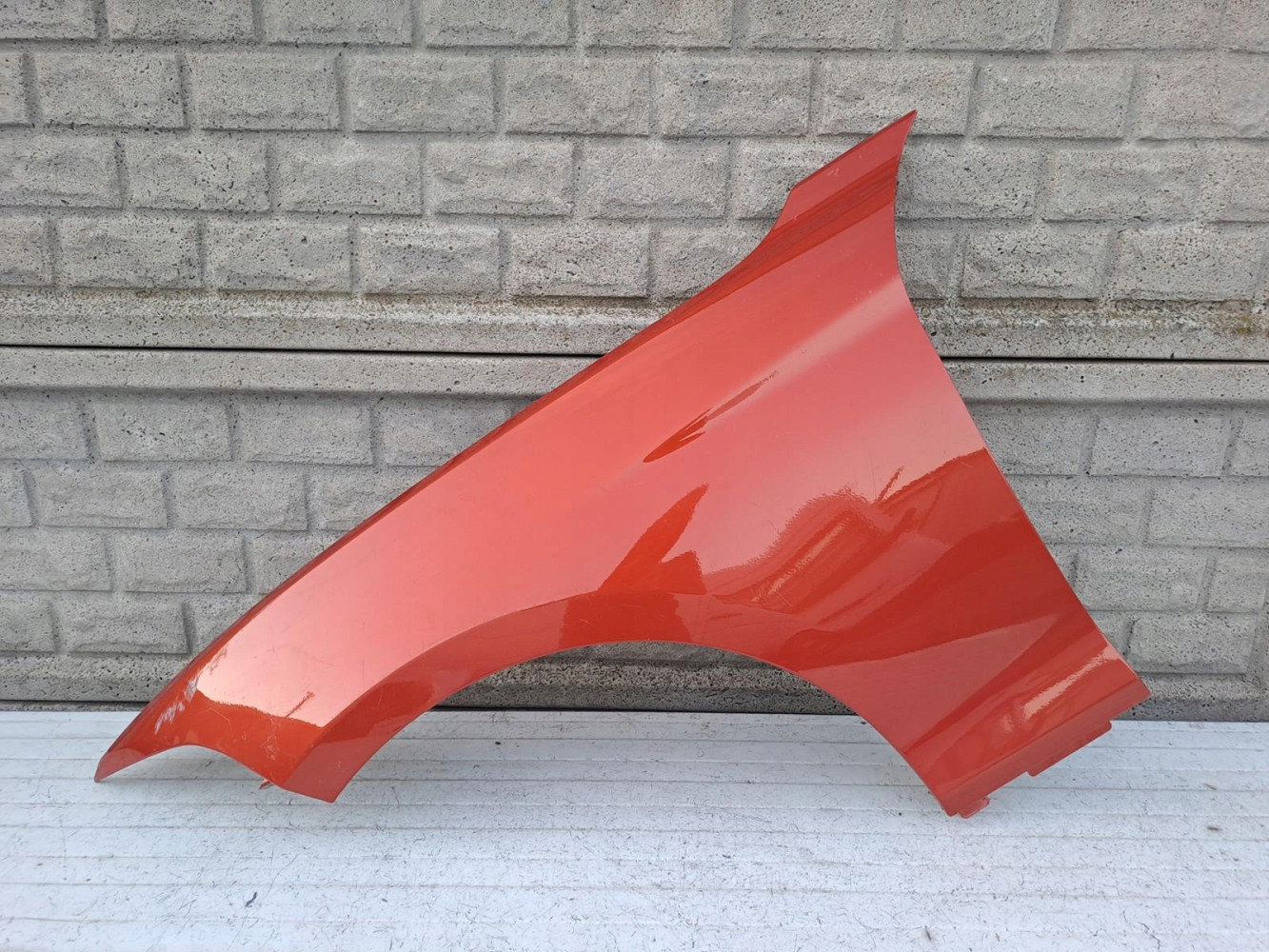 BMW 1 11-18 F20 F21 F22 BŁOTNIK LEWY PRZEDNI - (14645108182)