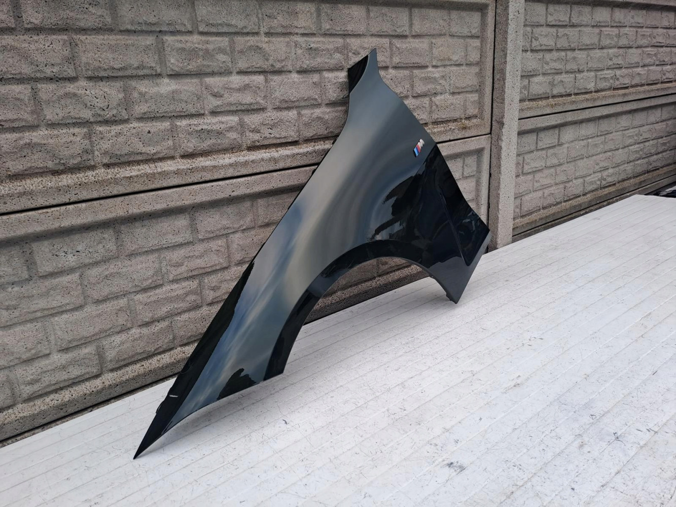 BMW IV 4 G22 G23 BŁOTNIK LEWY PRZEDNI - (14827101532)