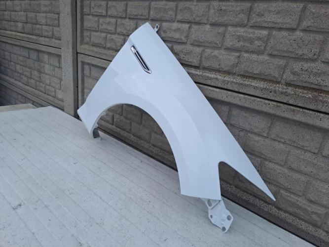 FORD MONDEO MK4 2007-2015 BŁOTNIK PRAWY PRZEDNI - (14832971693)