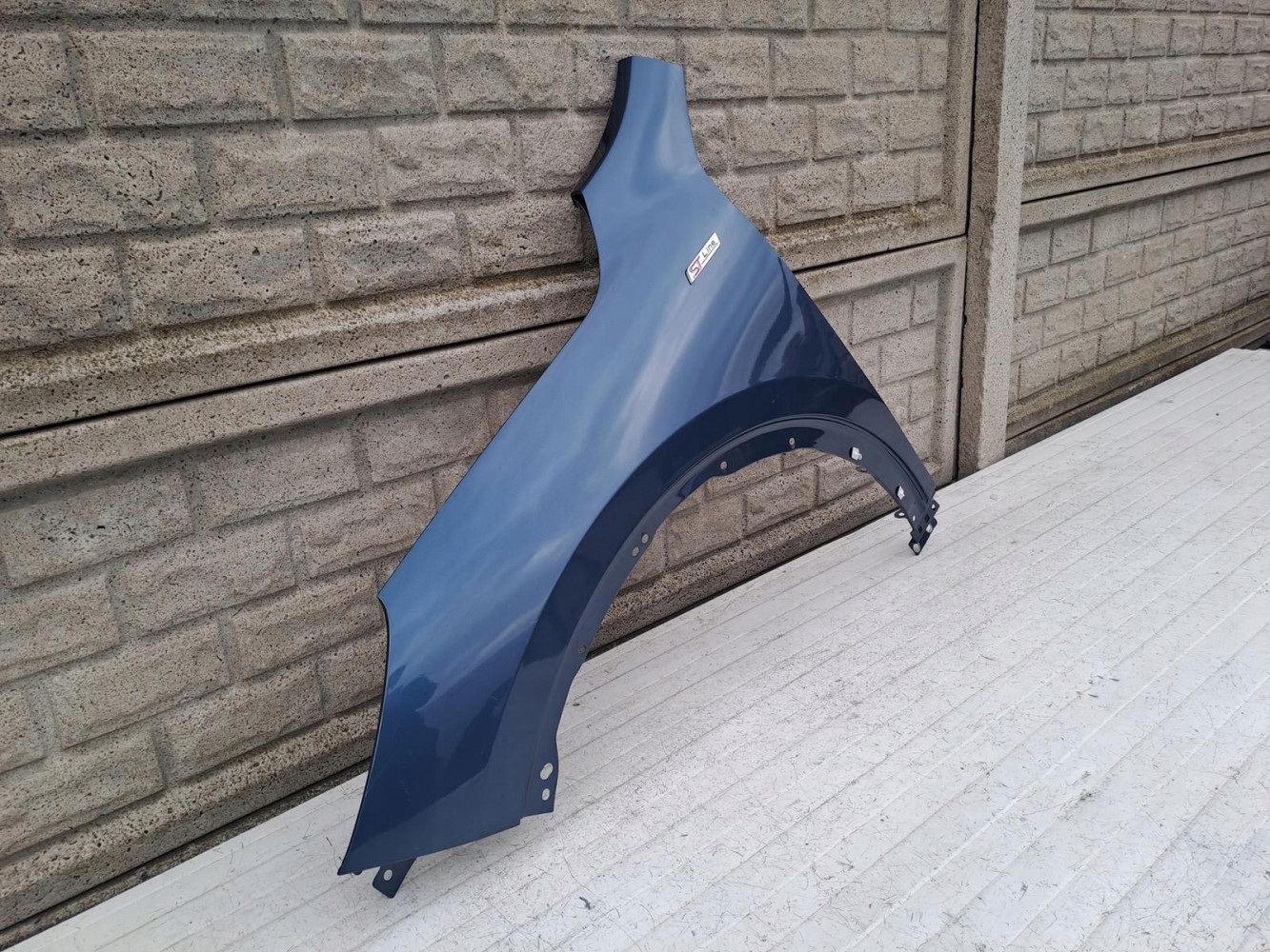FORD KUGA ESCAPE MK3 20-23 BŁOTNIK PRZEDNI LEWY - (14840564537)
