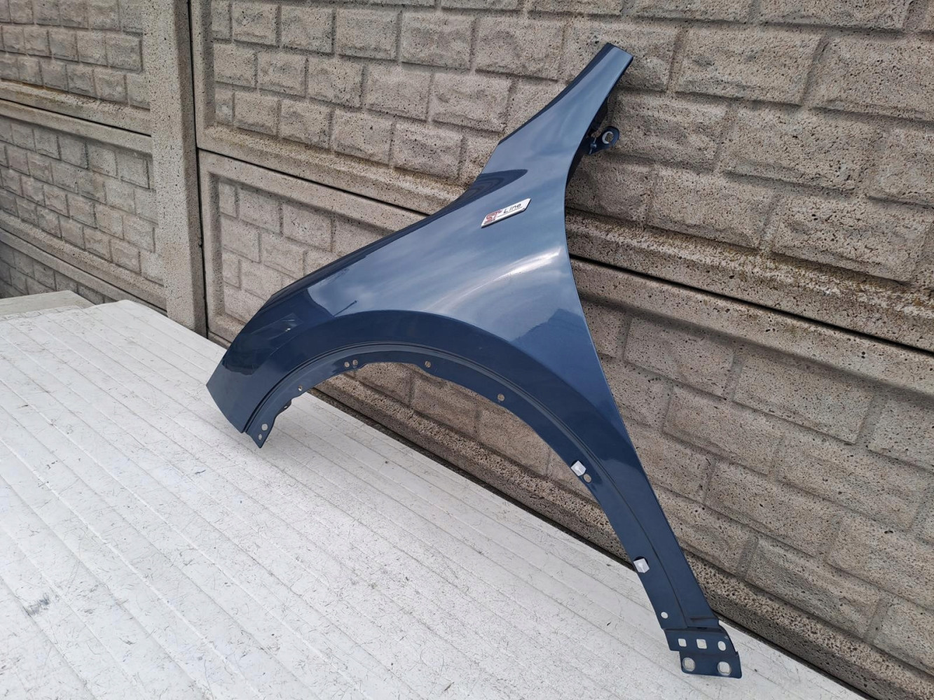 FORD KUGA ESCAPE MK3 20-23 BŁOTNIK PRZEDNI LEWY - (14840564537)