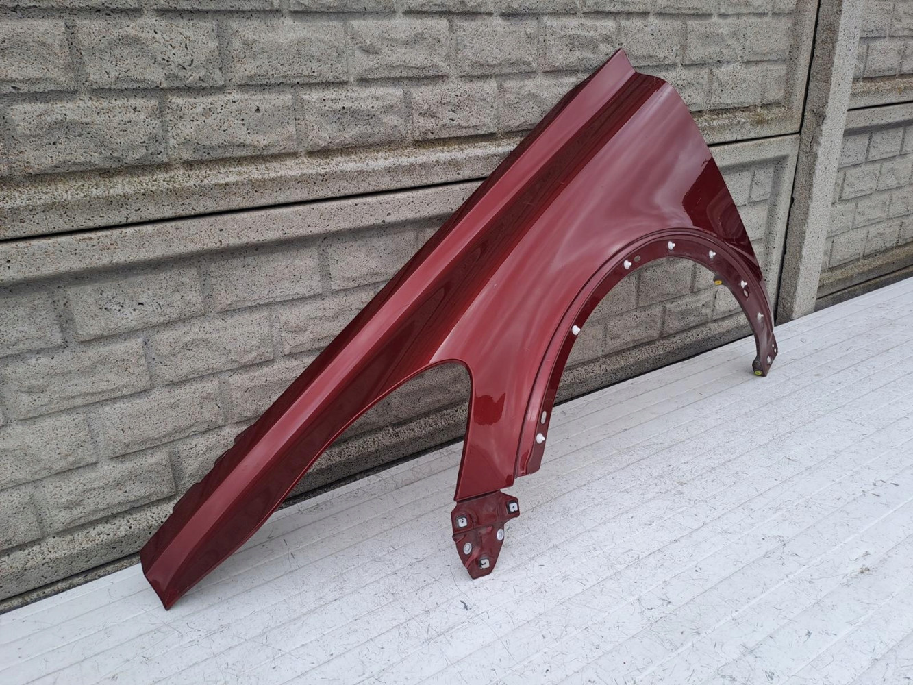 VOLVO C30 C 30 LIFT 10- BŁOTNIK PRZEDNI LEWY - (14840574932)
