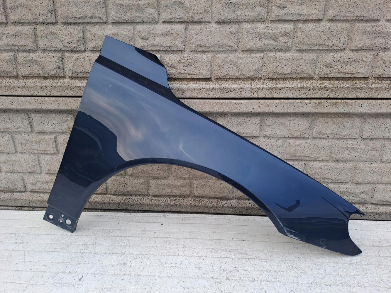 VOLVO S80 V70 2007-2018 BŁOTNIK PRAWY PRZEDNI - (14841126400)