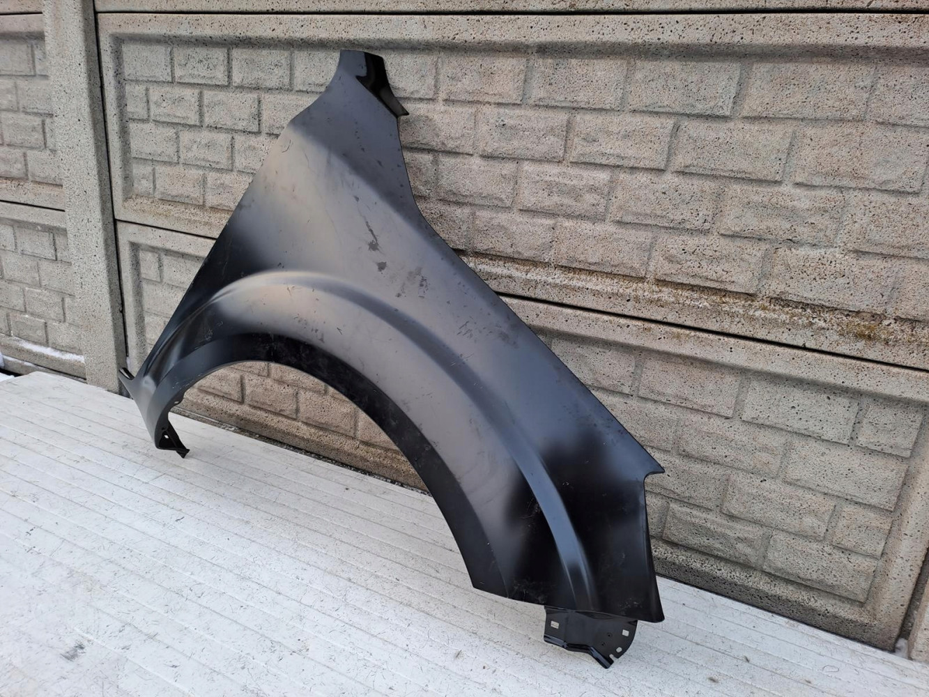 NISSAN NAVARA IV 16-23 BŁOTNIK PRZEDNI PRAWY nowy - (14860901526)