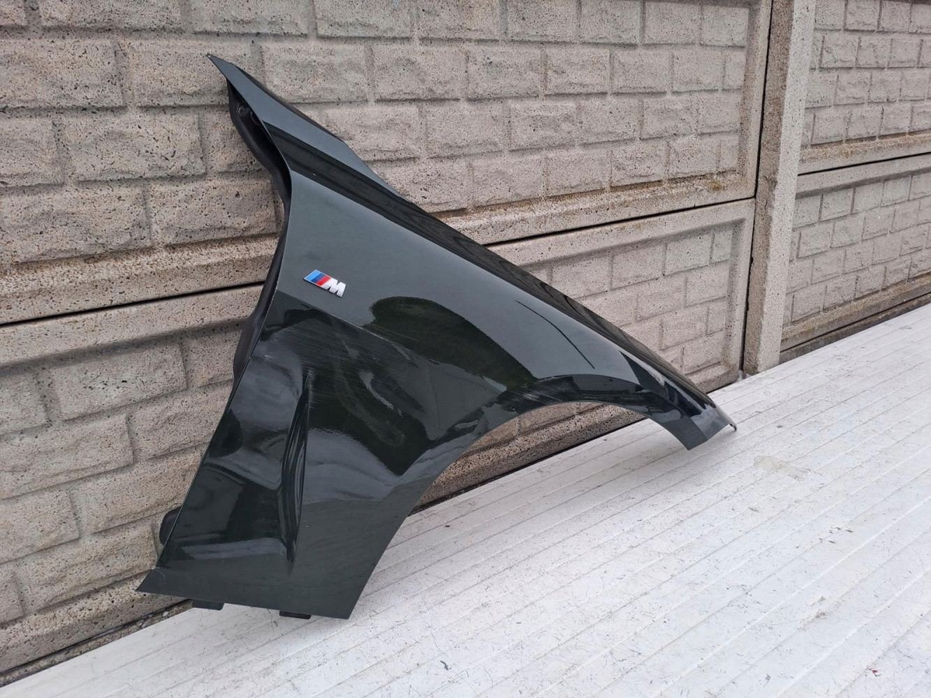 BMW IV 4 G22 G23 BŁOTNIK PRAWY PRZEDNI - (14875694132)