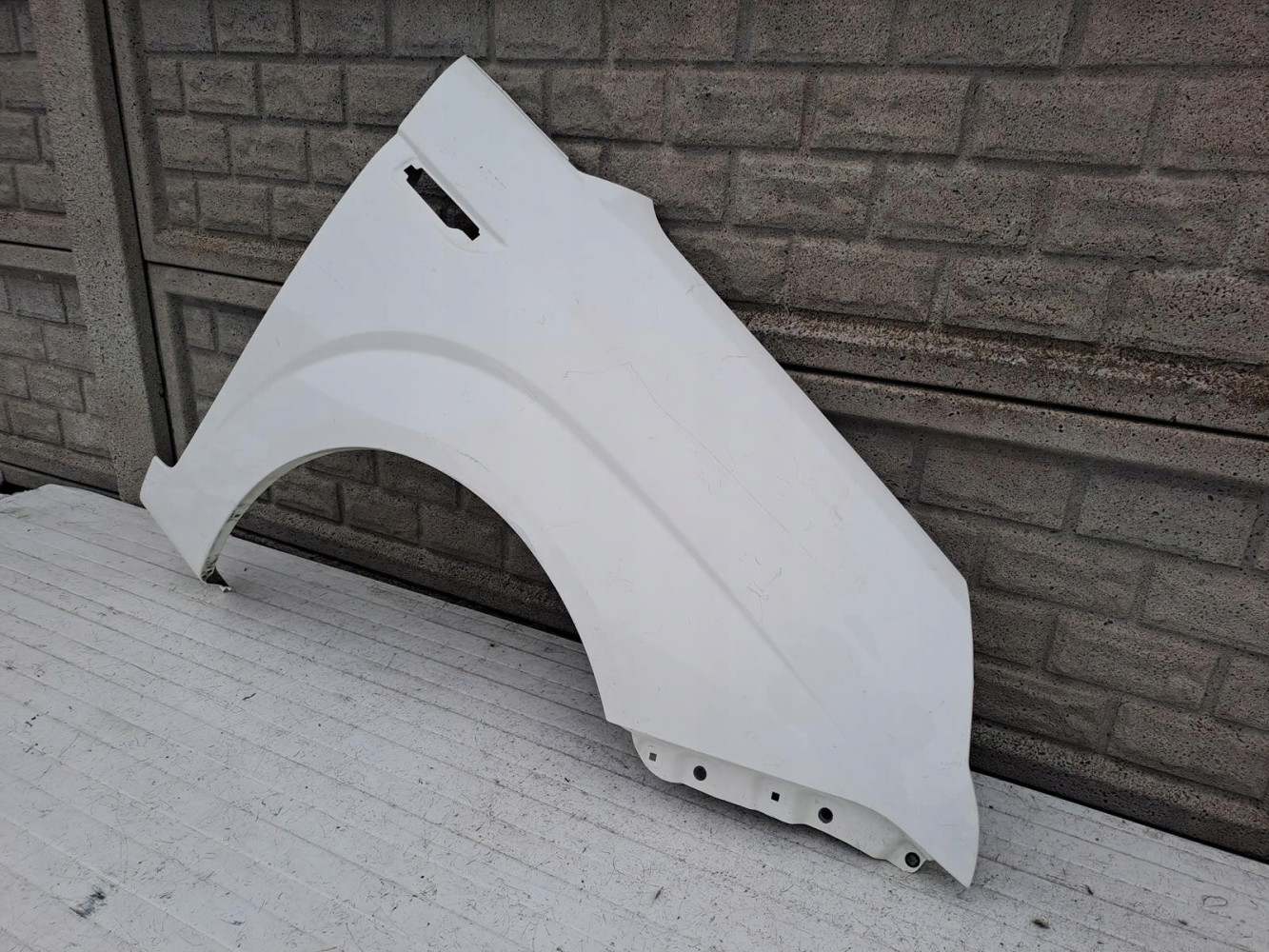 BŁOTNIK PRZEDNI PRAWY SSANGYONG RODIUS 2 2012-19 - (14876109242)