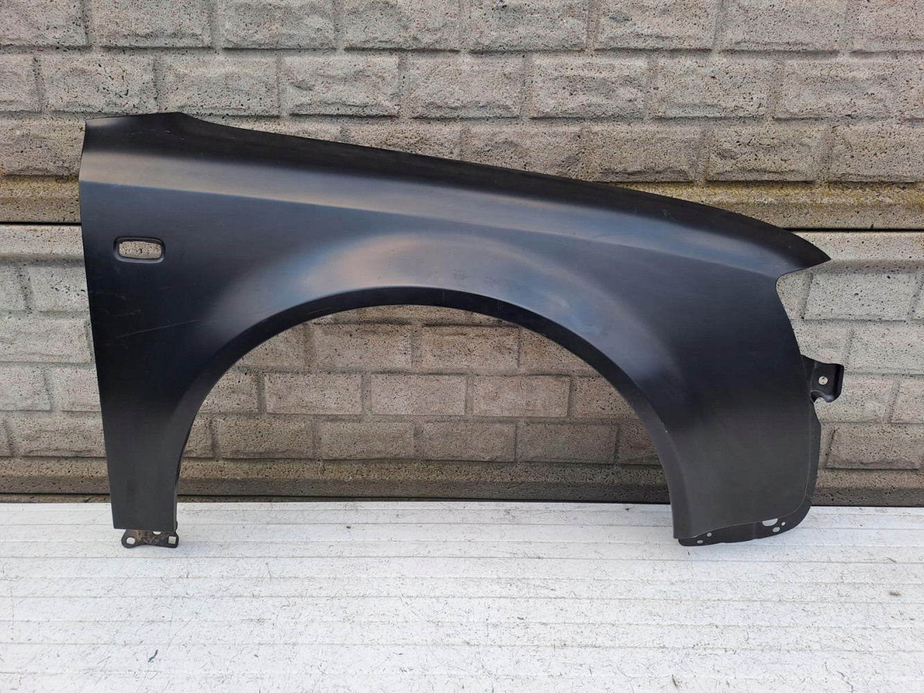 AUDI A4 B6 8E0 MAŁYSZ 00-04 BŁOTNIK PRZEDNI PRAWY - (14890463582)