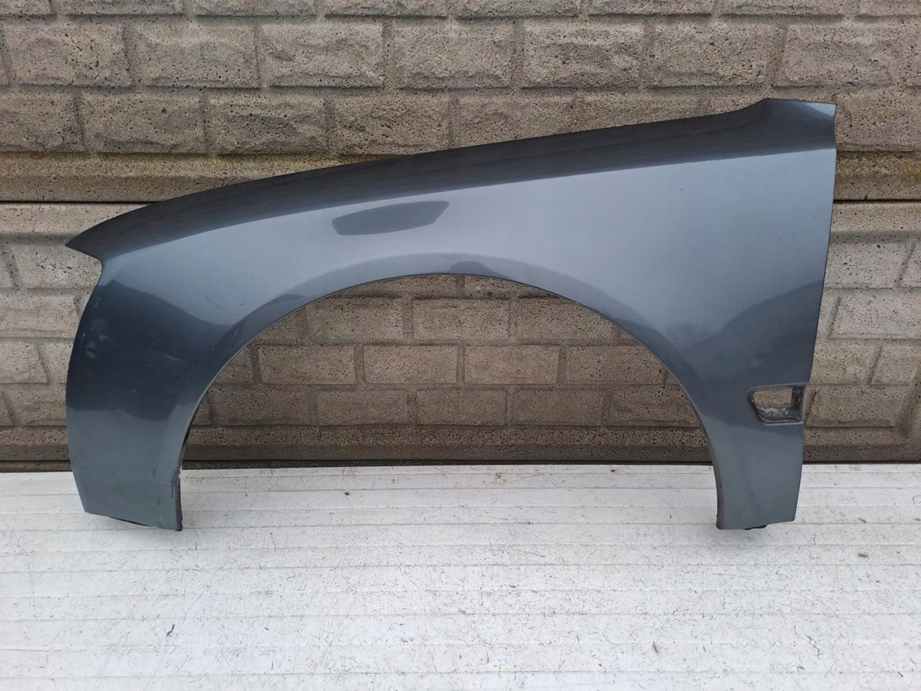 AUDI A8 D3 2002-2009 BŁOTNIK PRZEDNI LEWY - (14897253675)