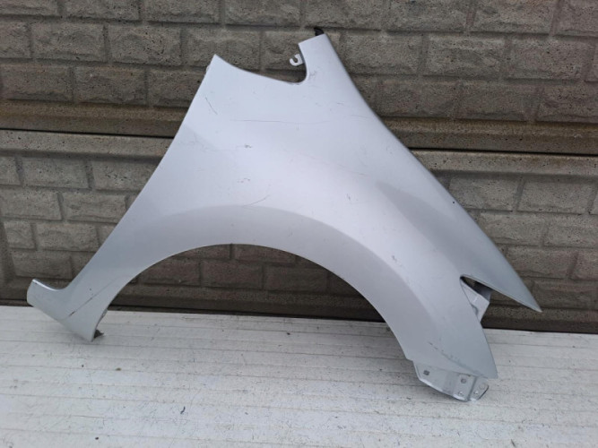 TOYOTA AURIS LIFT 2010-2013 BŁOTNIK PRZEDNI PRAWY - (14897334775)