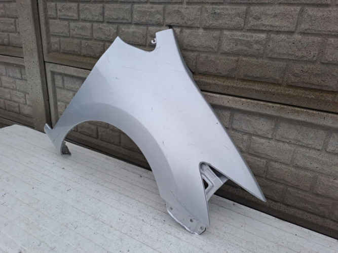 TOYOTA AURIS LIFT 2010-2013 BŁOTNIK PRZEDNI PRAWY - (14897334775)