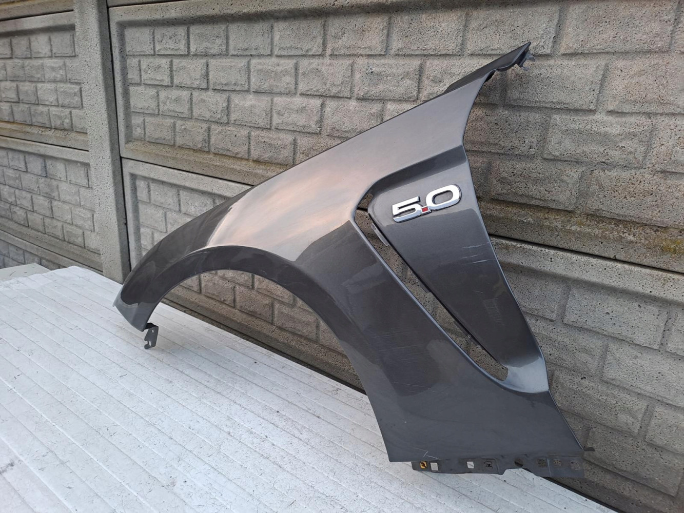 FORD MUSTANG VI LIFT SHELBY GT350 18 - 23 BŁOTNIK PRZEDNI LEWY - (14912858171)